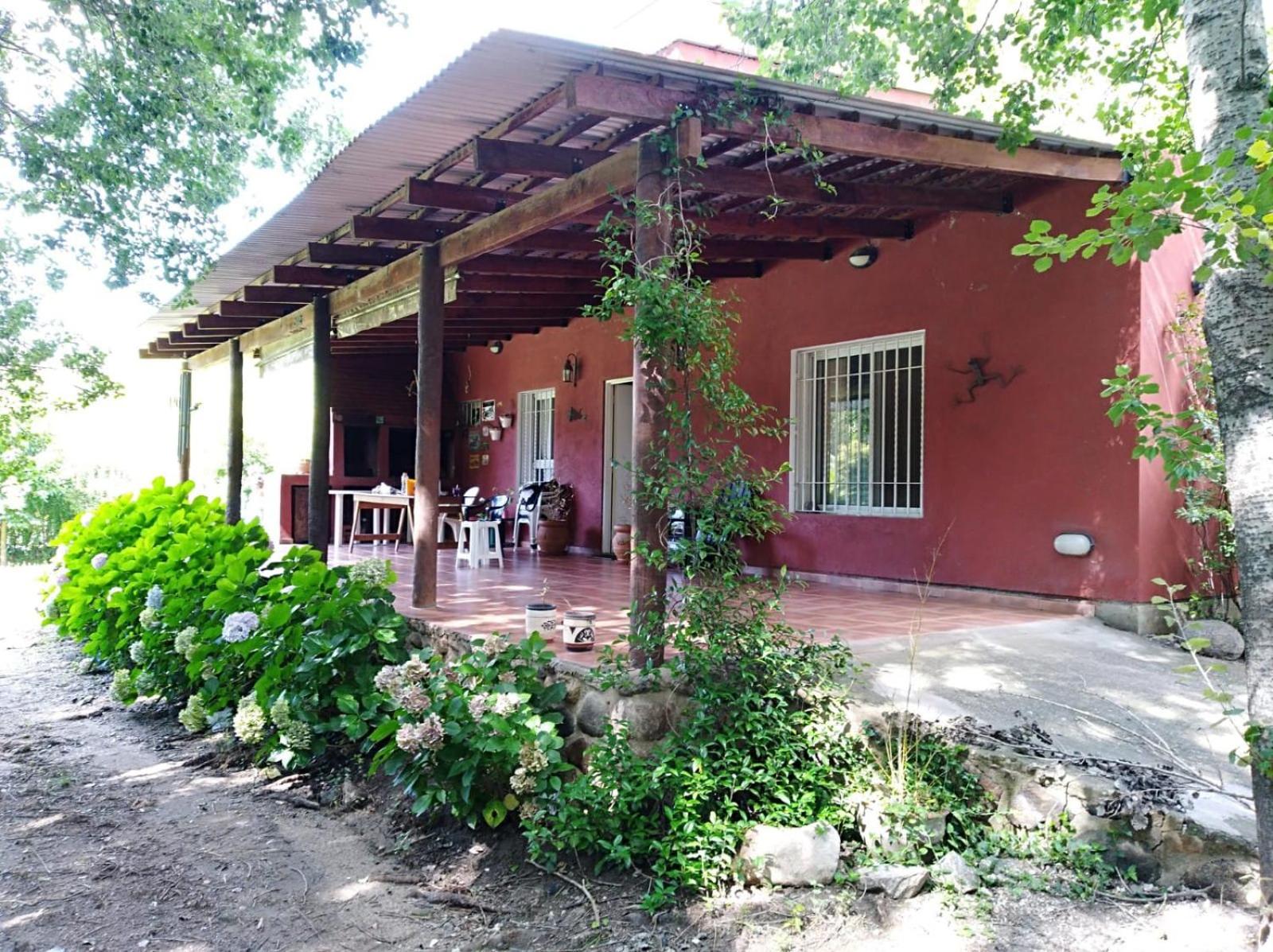 CASA EN VERTIENTES DE LA GRANJA