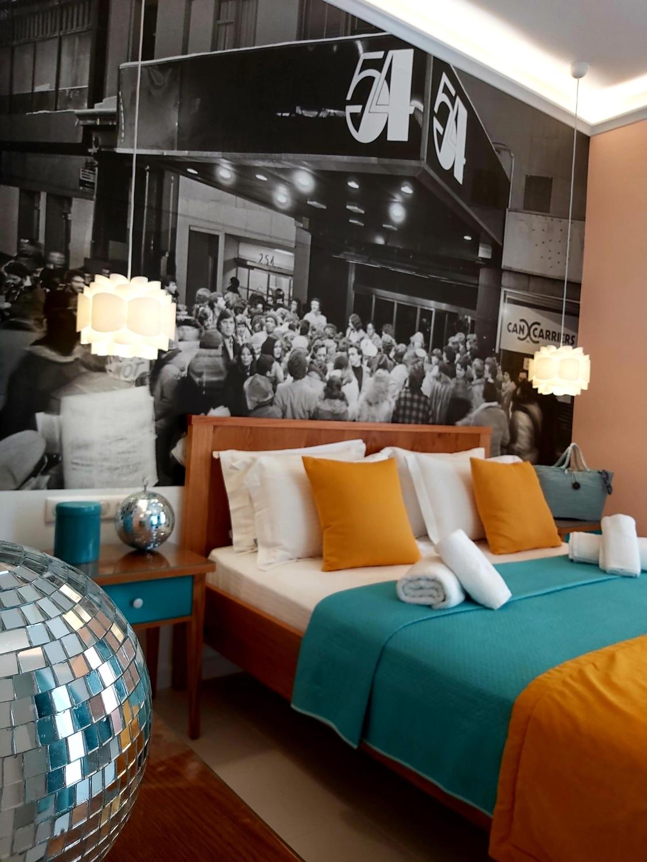 Nostalgia Retro Suites photo 3