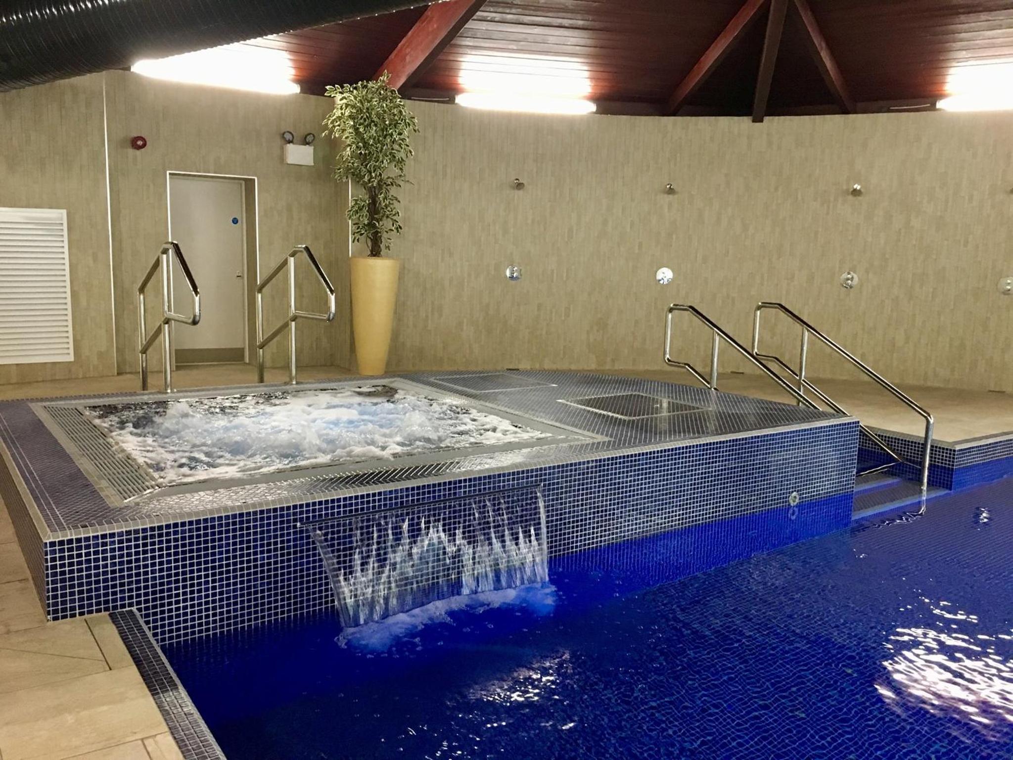 Spacious 3-Bed Lodge with Hot Tub Near Waterpark and Trails view 5