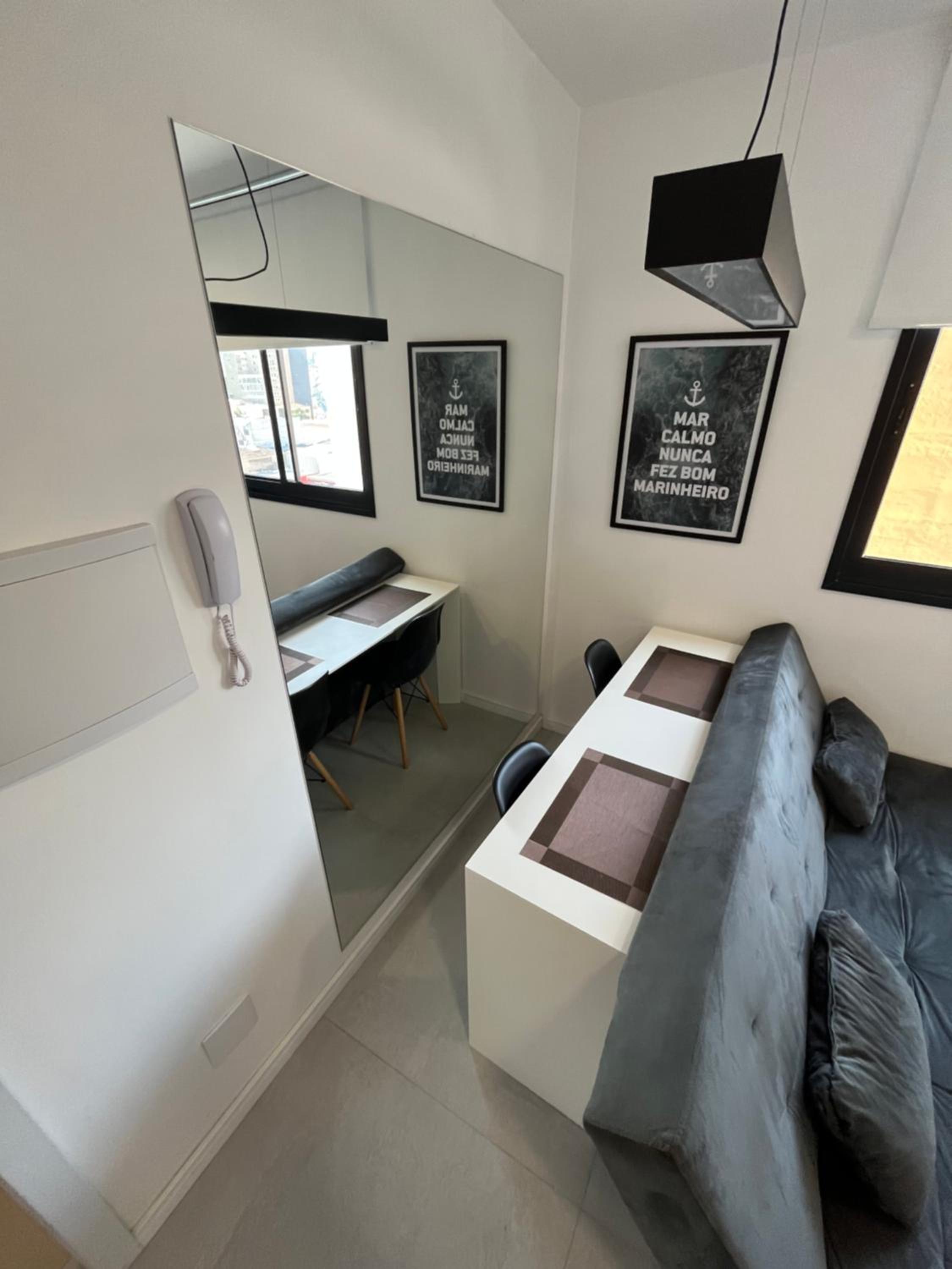 Studio inteiro ótima localização centro