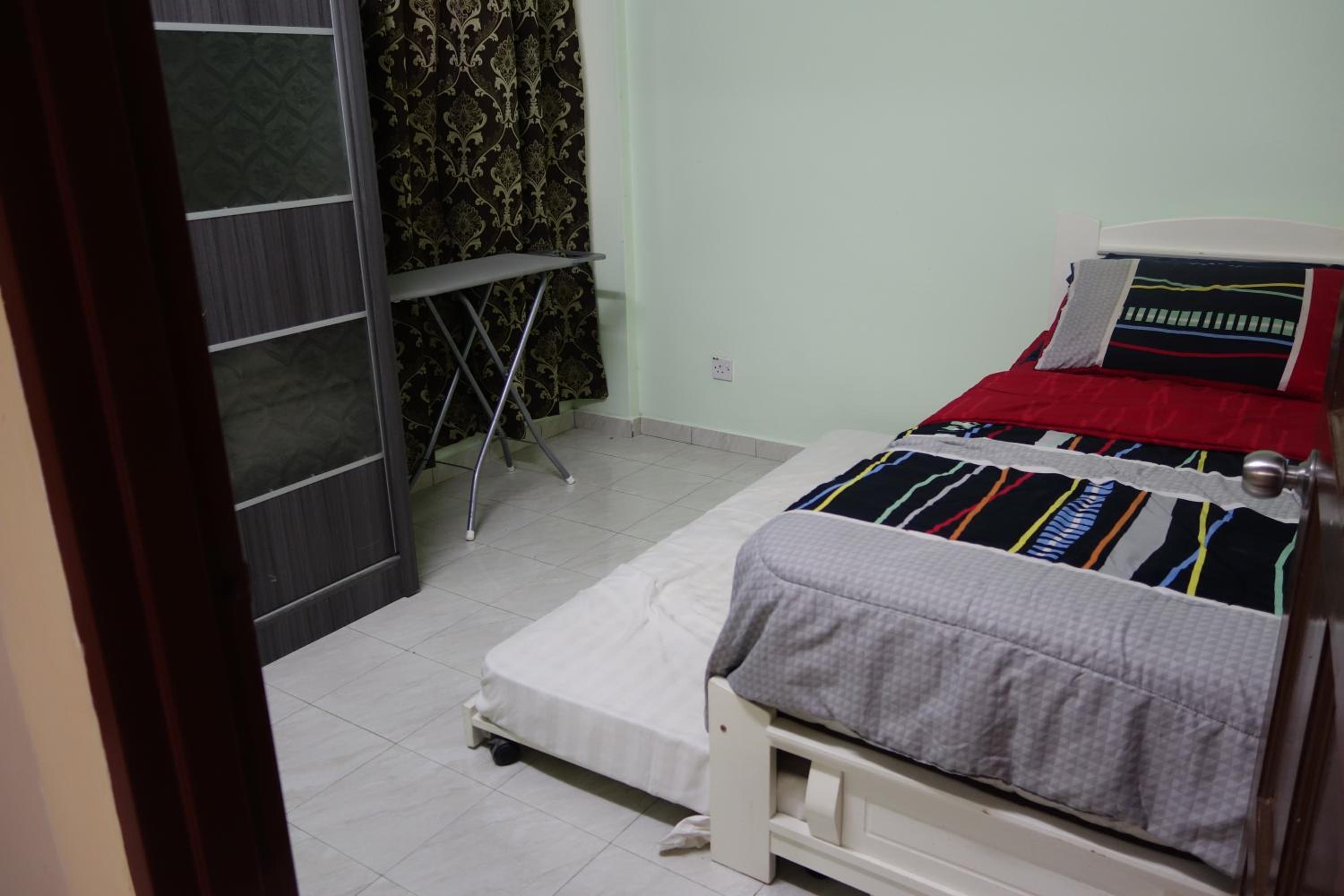Elvina Guesthouse @ Laguna Condo Resort PD photo 8