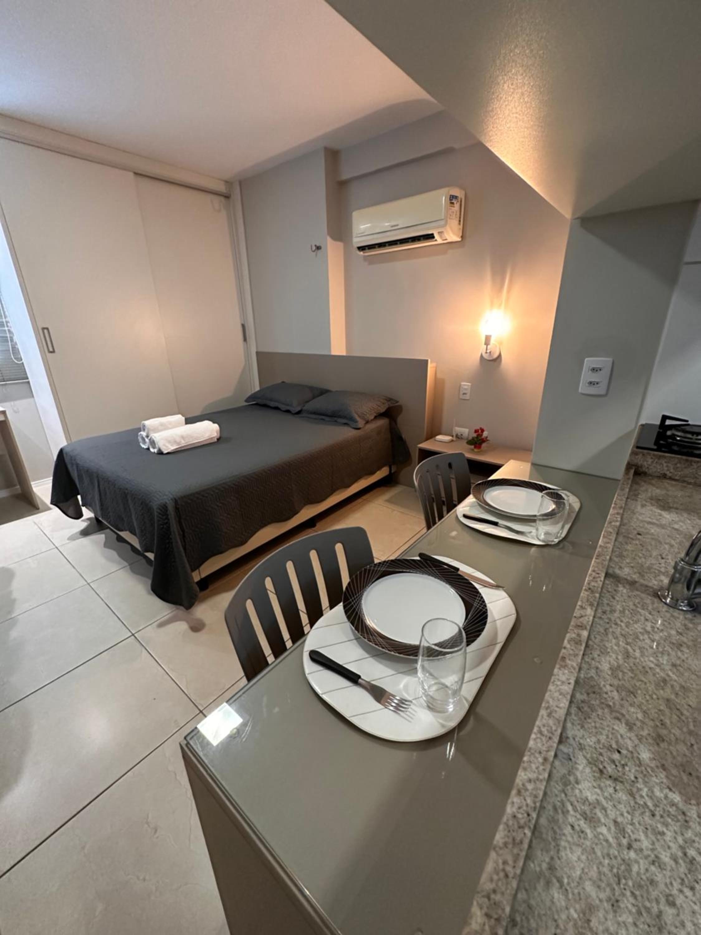 Flat localizado a 200m Shopping Recife, bem Perto da Praia de Boa Viagem e com Wi-Fi 400Mbps
