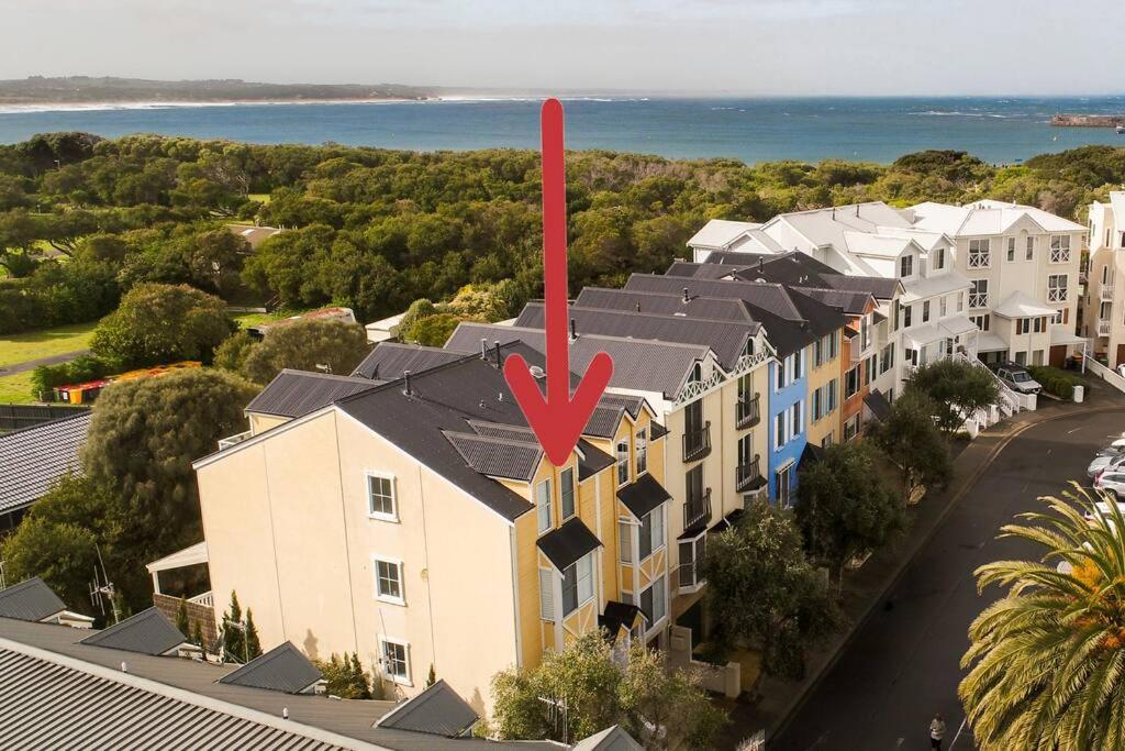 THE BAY - luxury accommodation by the sea