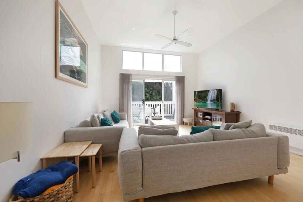 THE BAY - luxury accommodation by the sea