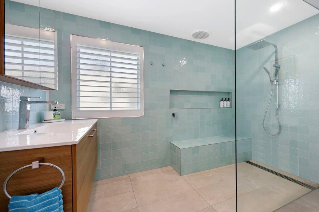 THE BAY - luxury accommodation by the sea