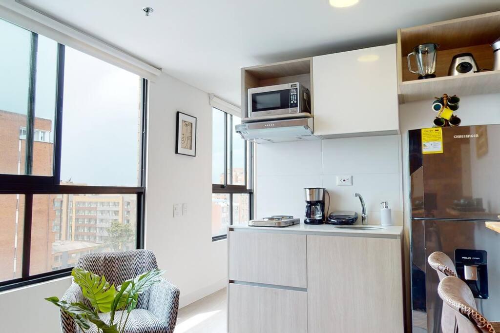 1015 Modernist Haven Loft