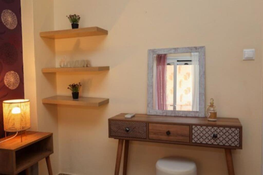 “Melinda’s Central House” view 5