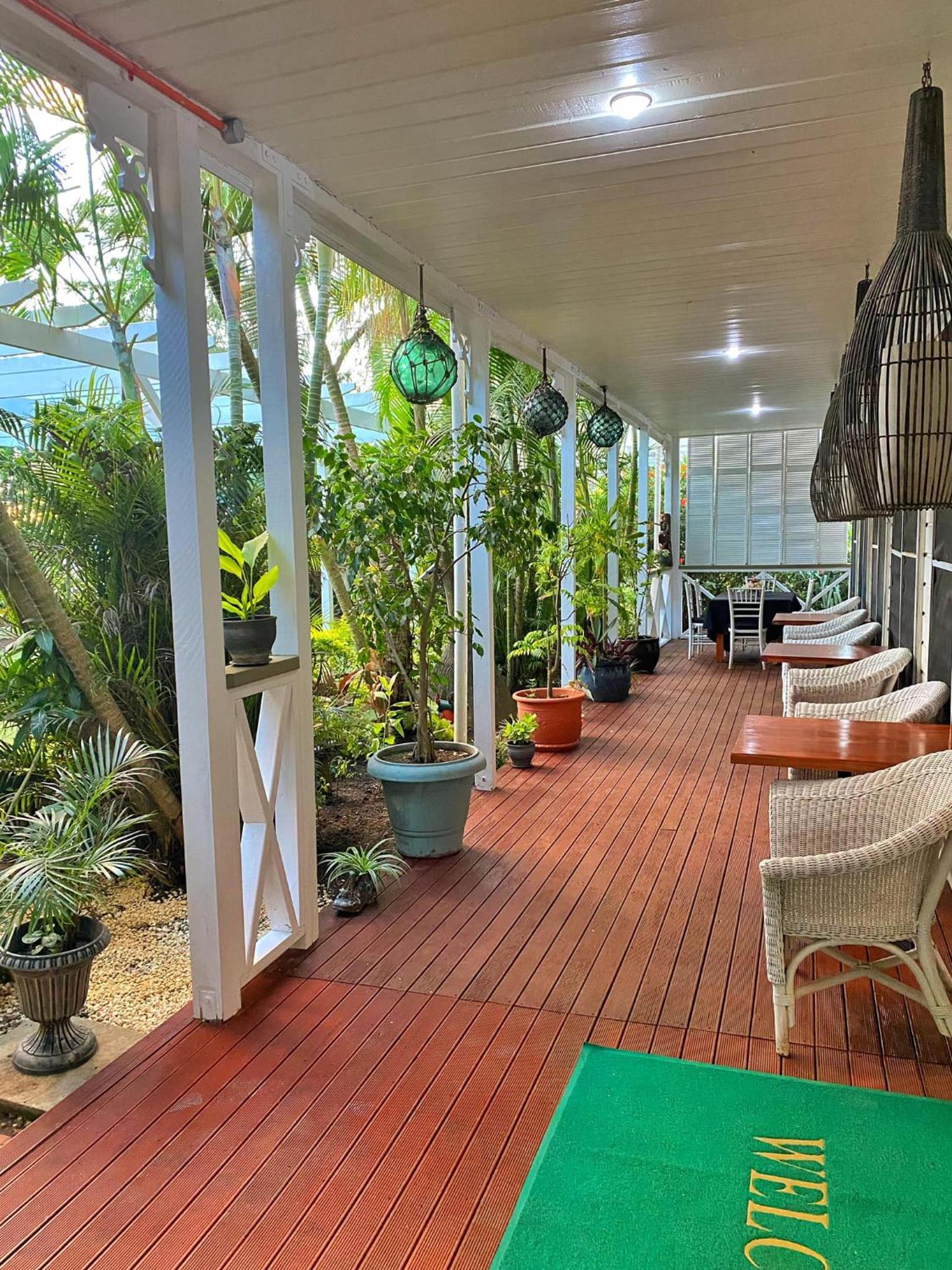 Waterfront Lodge