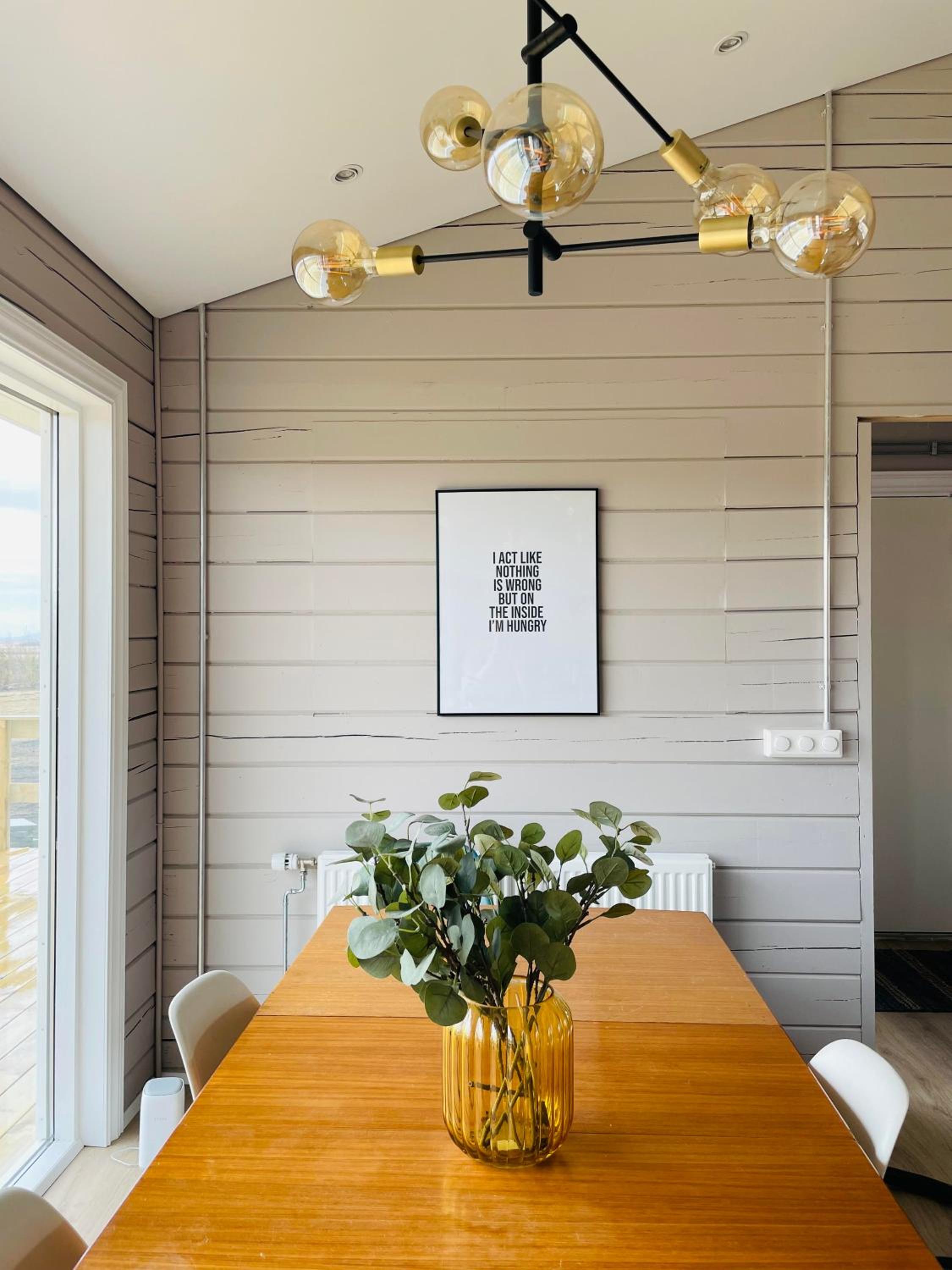 Stylish cottage with hot tub view 2