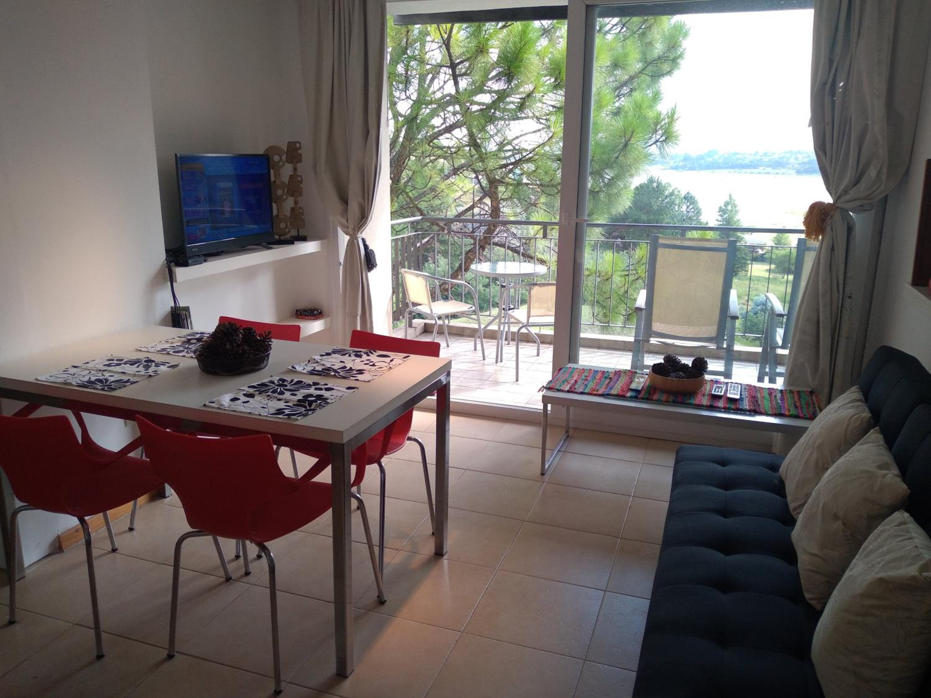 Condominio Monte Molinos - dpto vista al lago - por RENT Lago Los Molinos