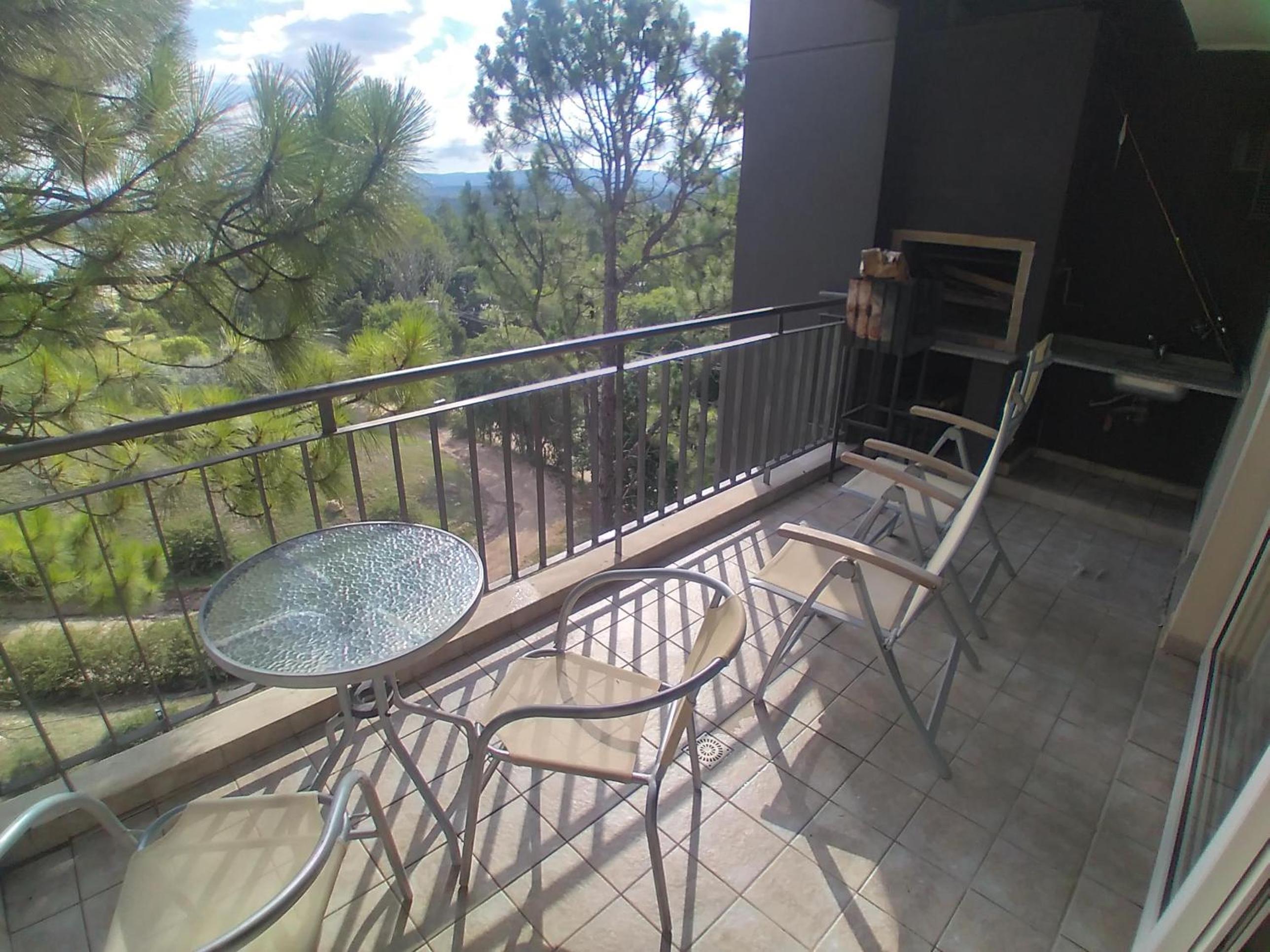 Condominio Monte Molinos - dpto vista al lago - por RENT Lago Los Molinos