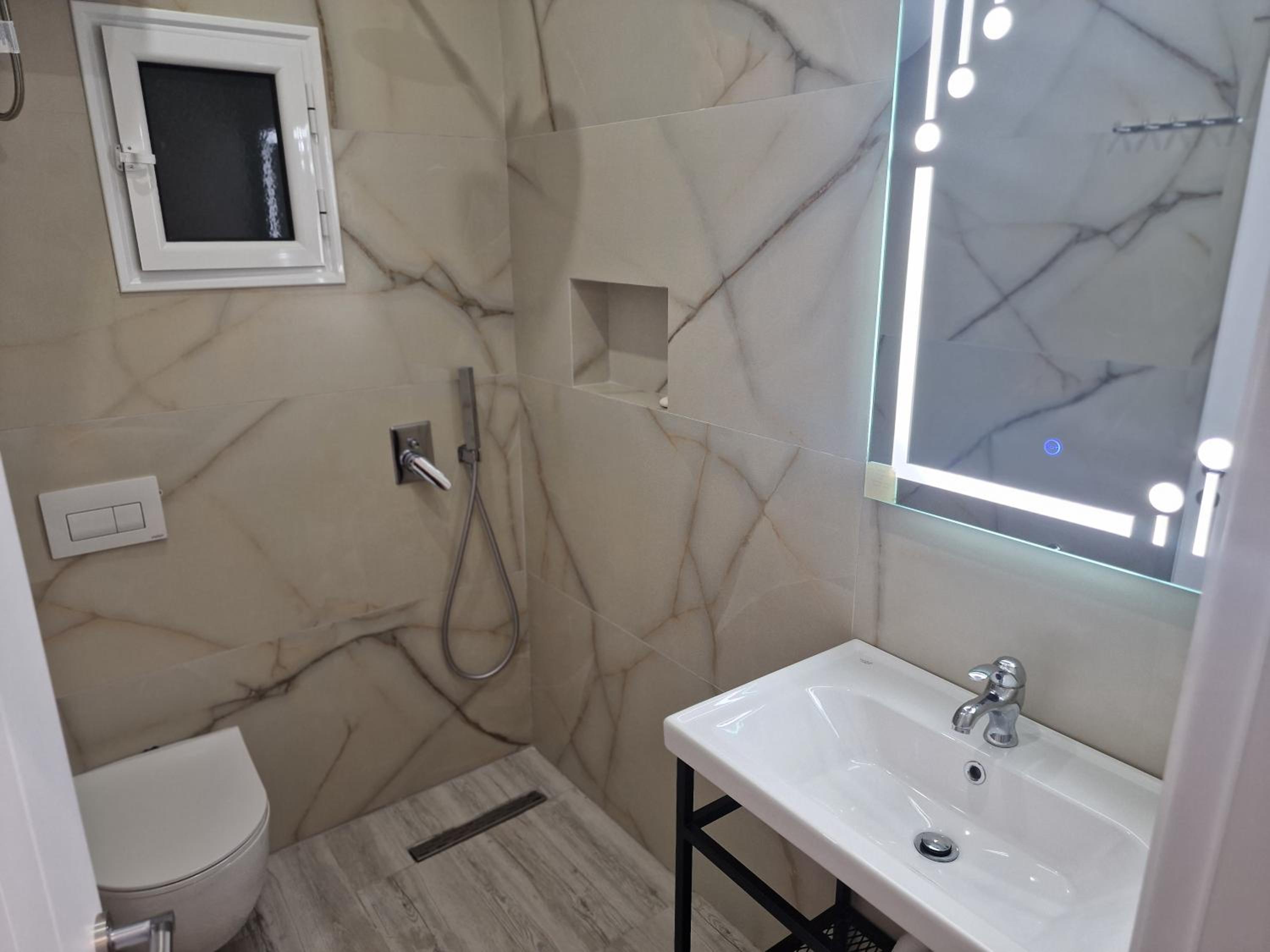 Joanna Suites