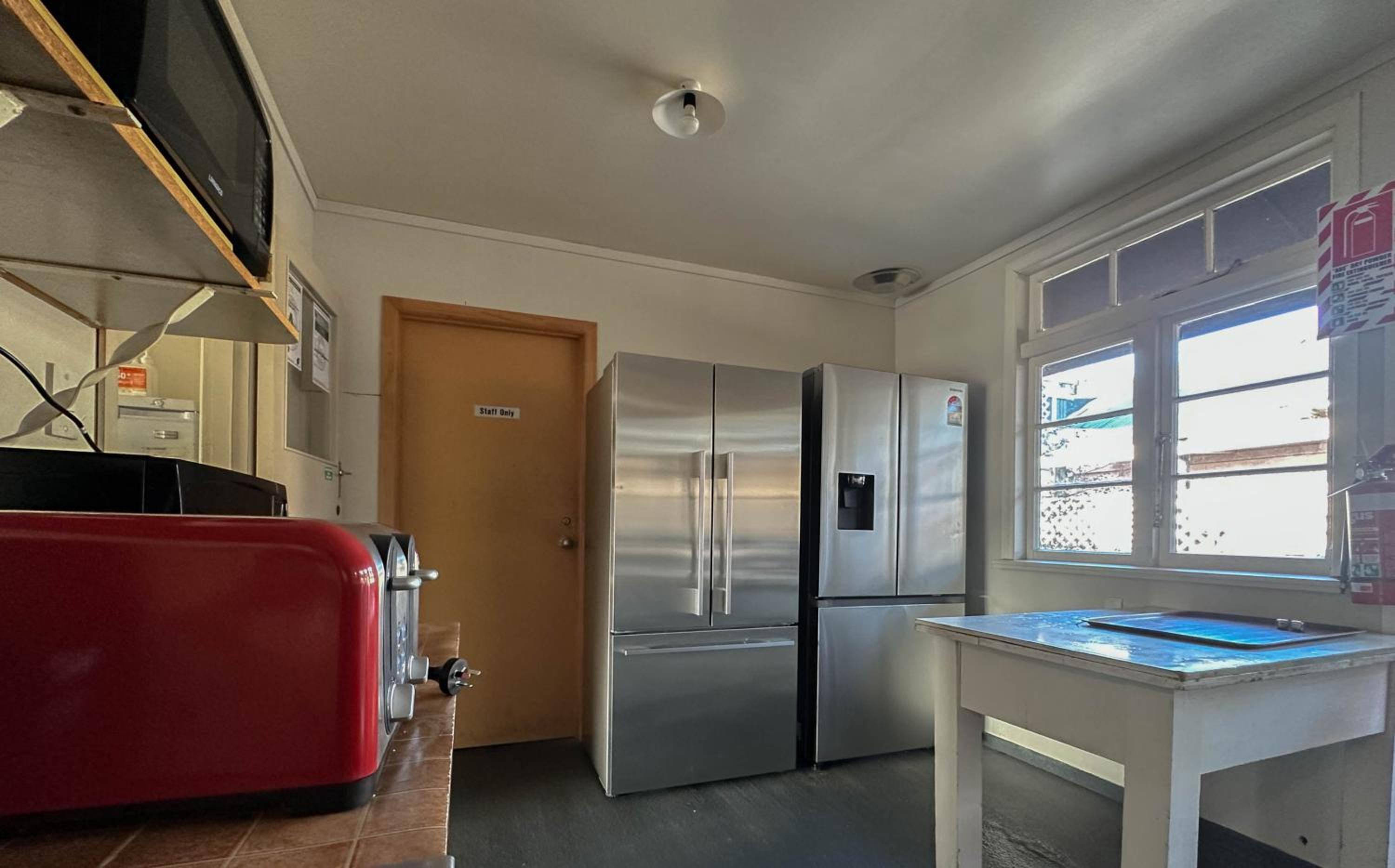 The Crossing Lodge & Backpackers