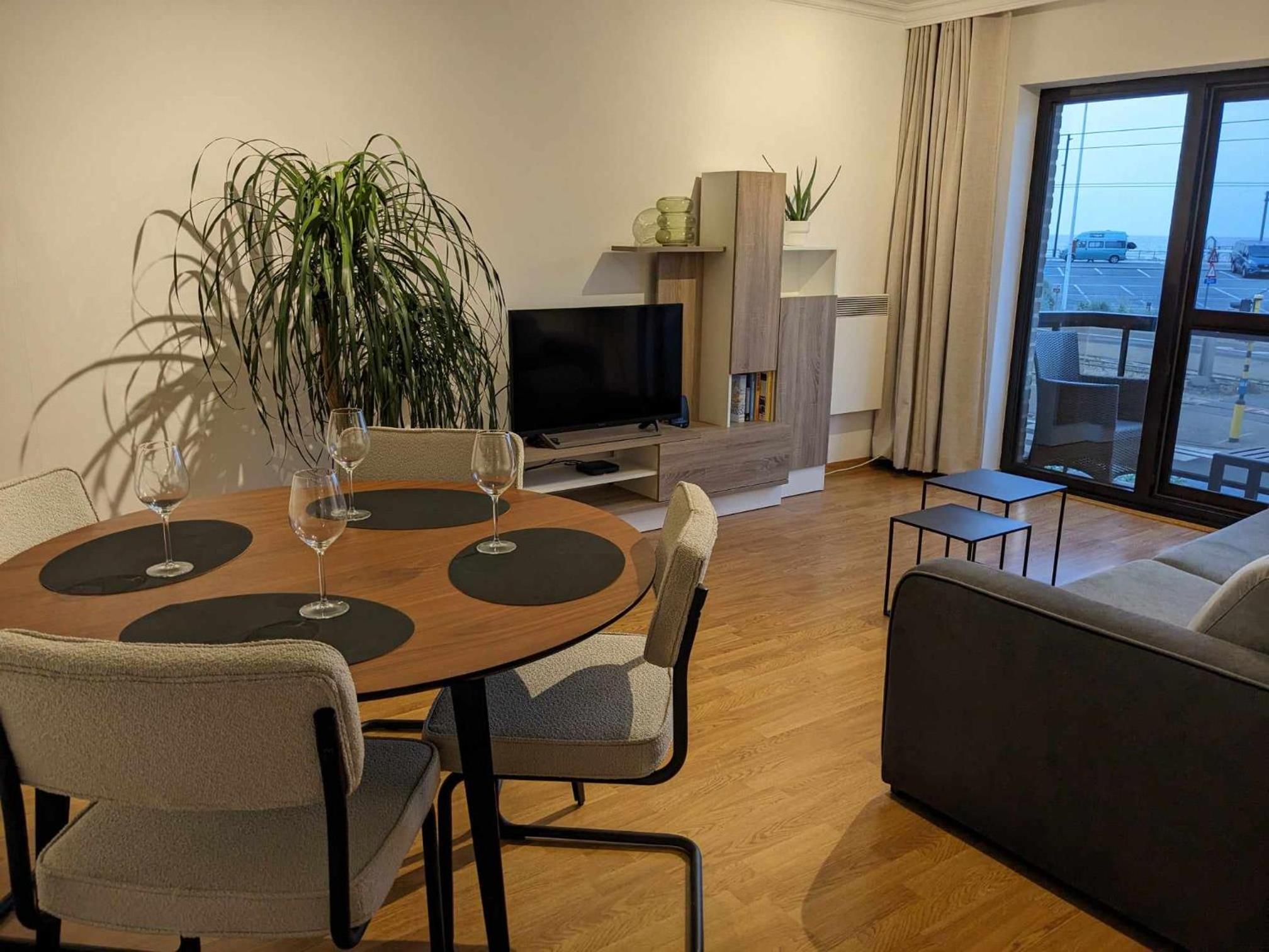Vista Linda, leuk appartement vlak bij zeedijk en strand