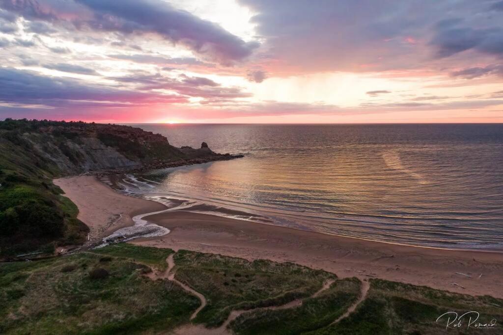 Spruce - Luxury Oceanview Cottage with Hot Tub & Private Beach Access near Cabot Trail