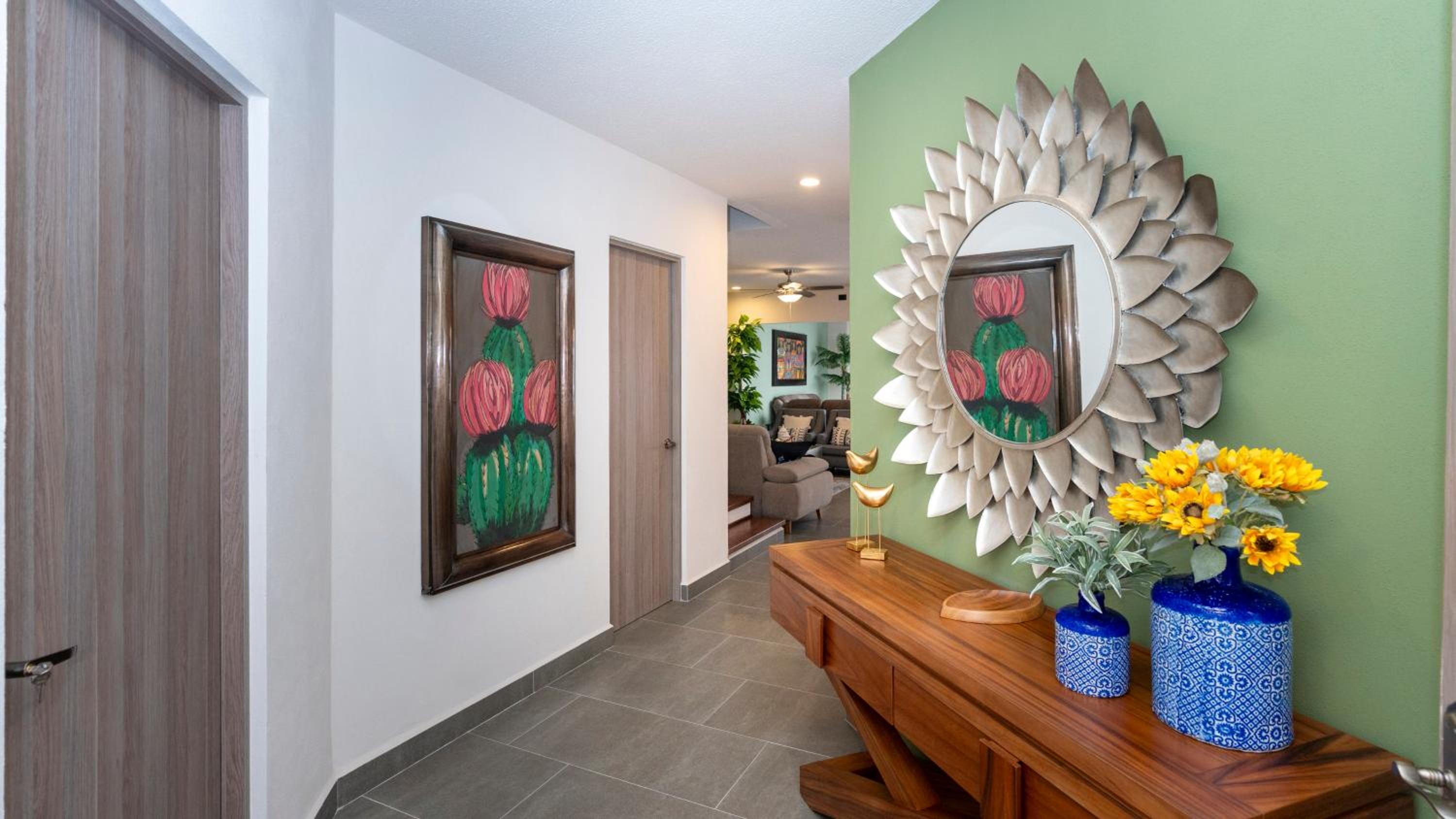 HOLT Nueva Escondida 3BR - Pool, Parking & Patios view 5