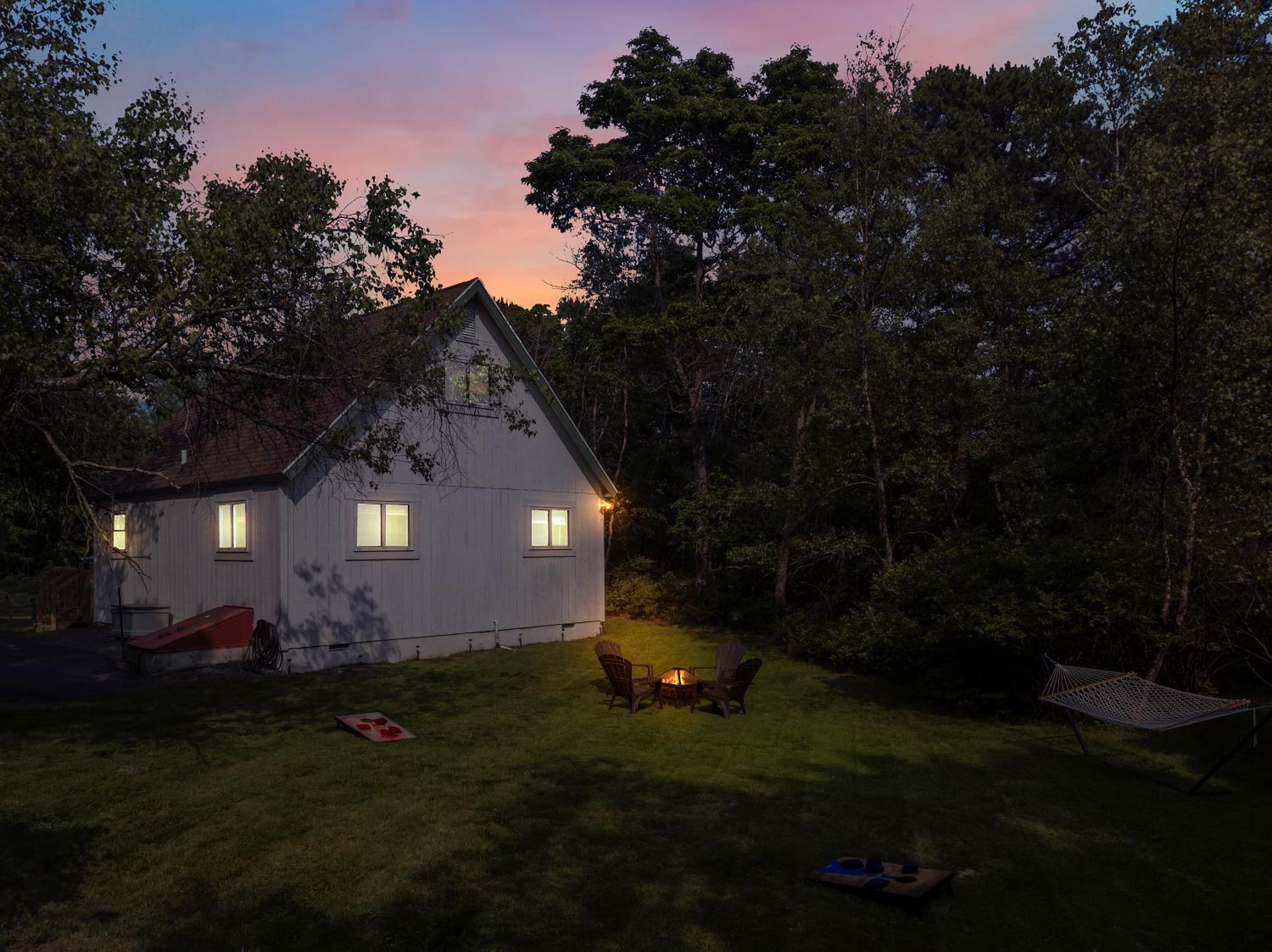 The Sage Chalet in Emerald Lakes, Poconos! view 5