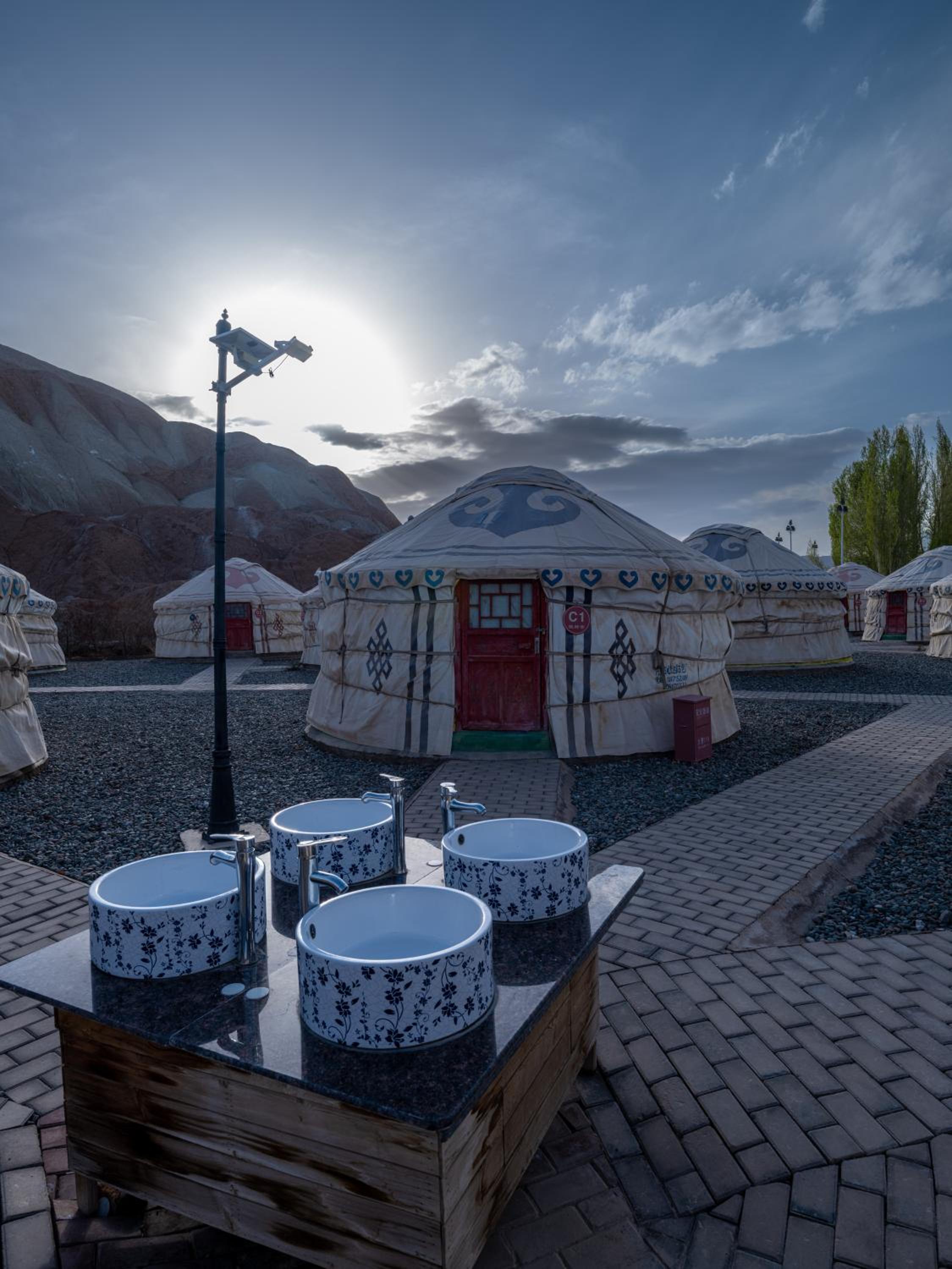 KaoShan Tent Zhangye view 5