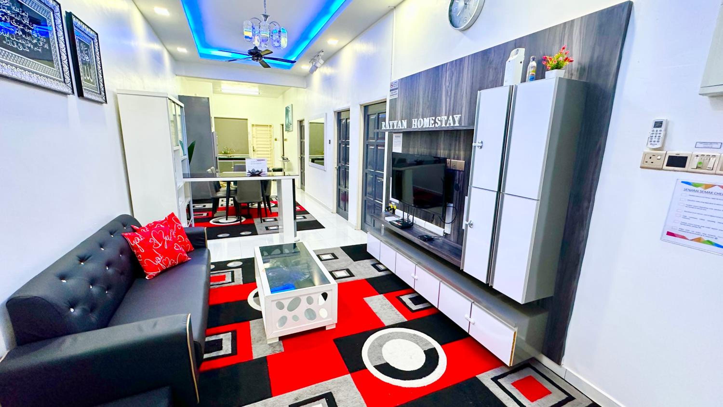 Landed Rayyan Homestay Gong Badak Kuala Nerus Free Wifi Full Aircond photo 2