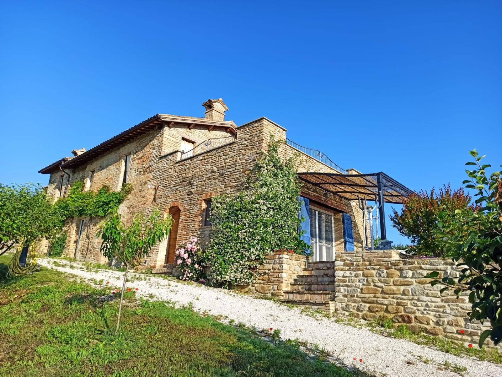 Ca' Gulino - Urbino - Villa con Minipiscina in Borgo Antico view 3