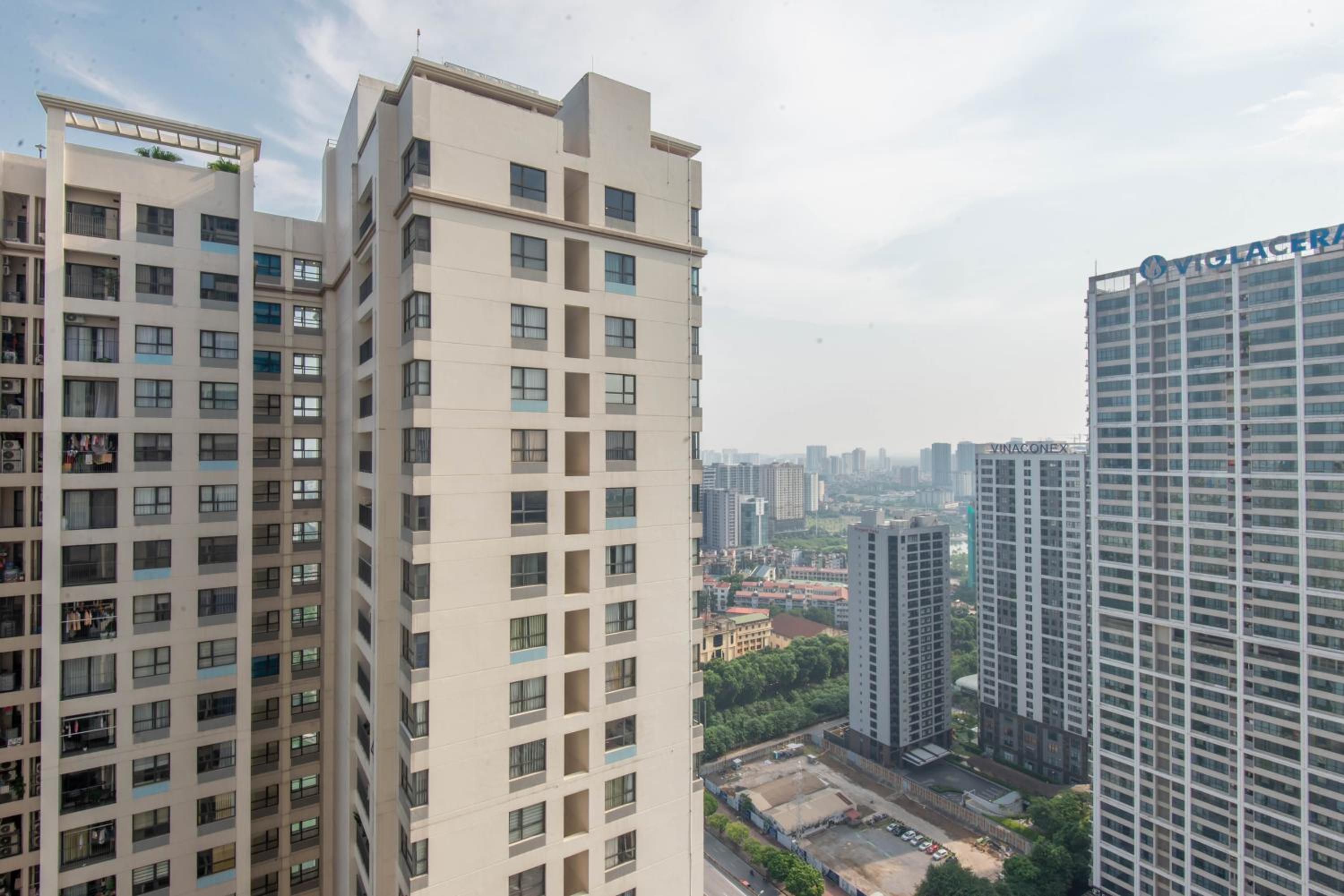 22Housing Vinhomes D'Capitale Hotel & Residence