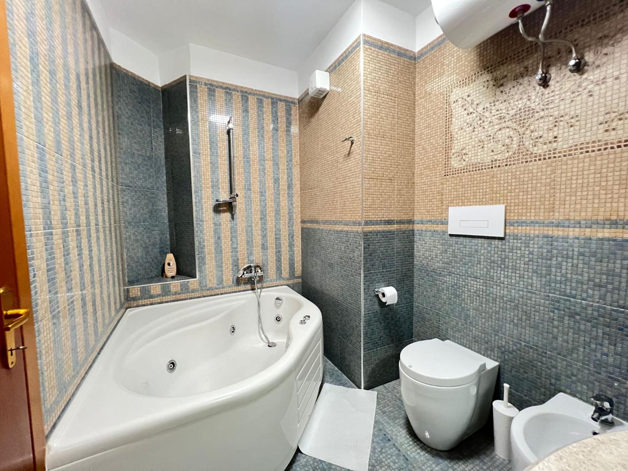 Grand Central Apartment LTH