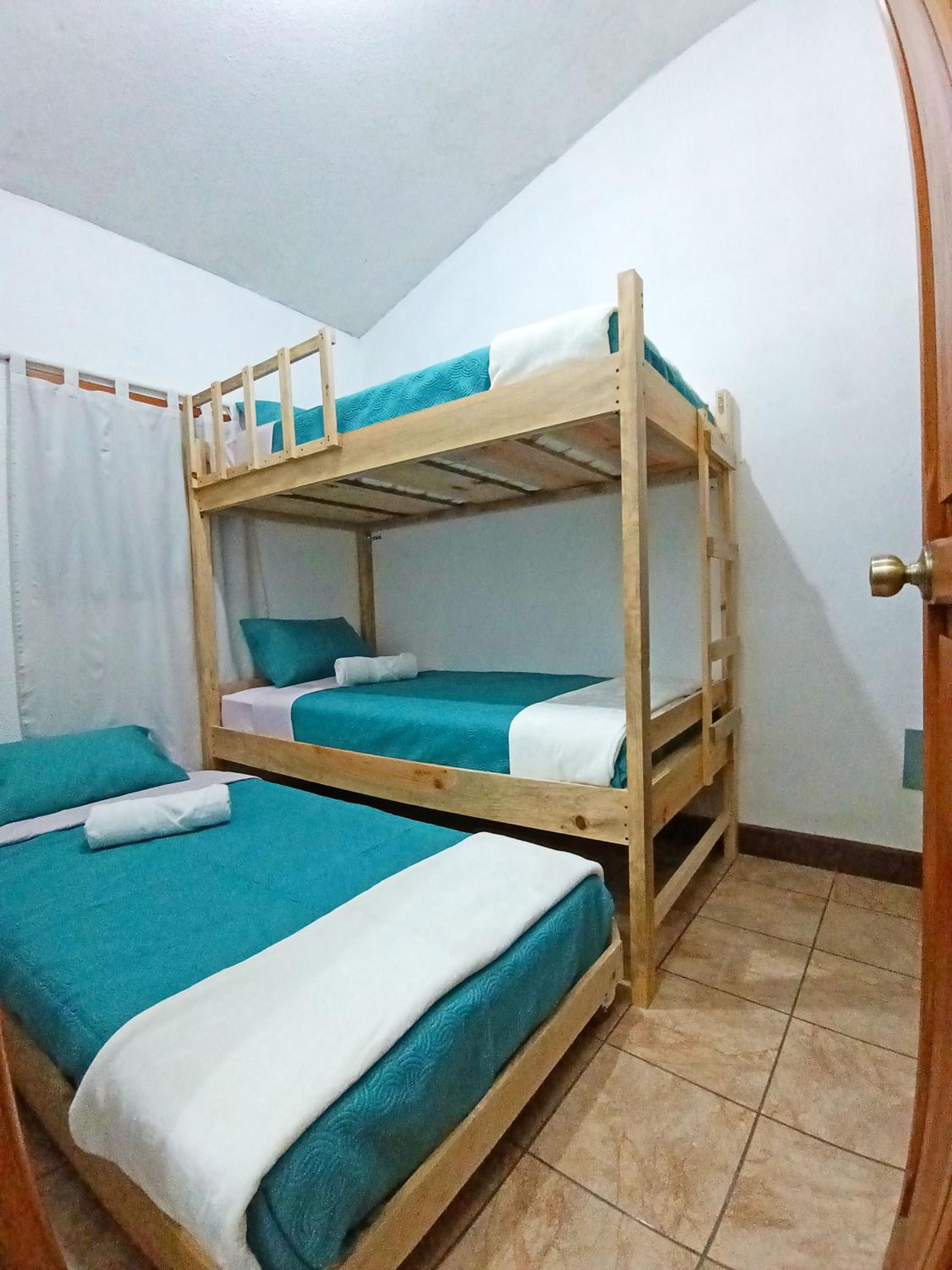 Casa Aguacate