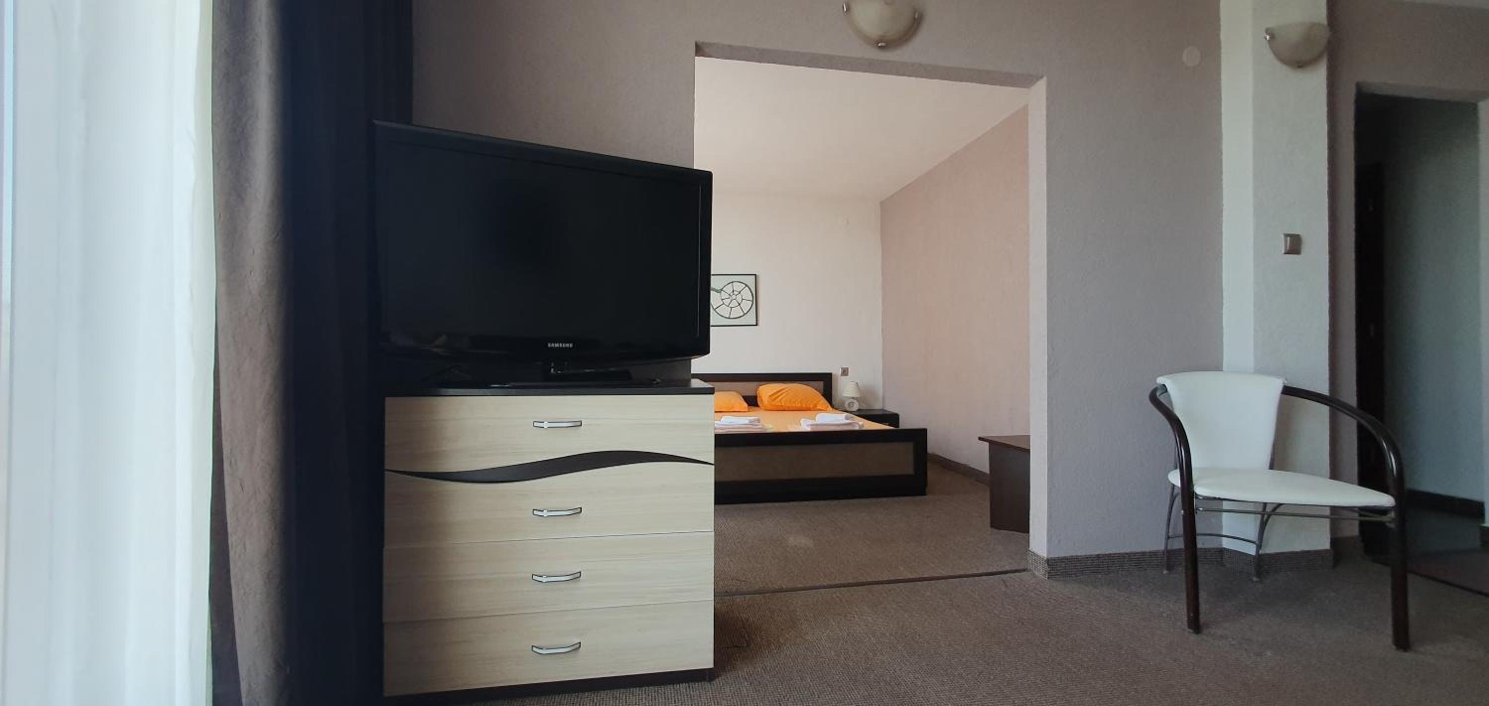 Guest House Compass