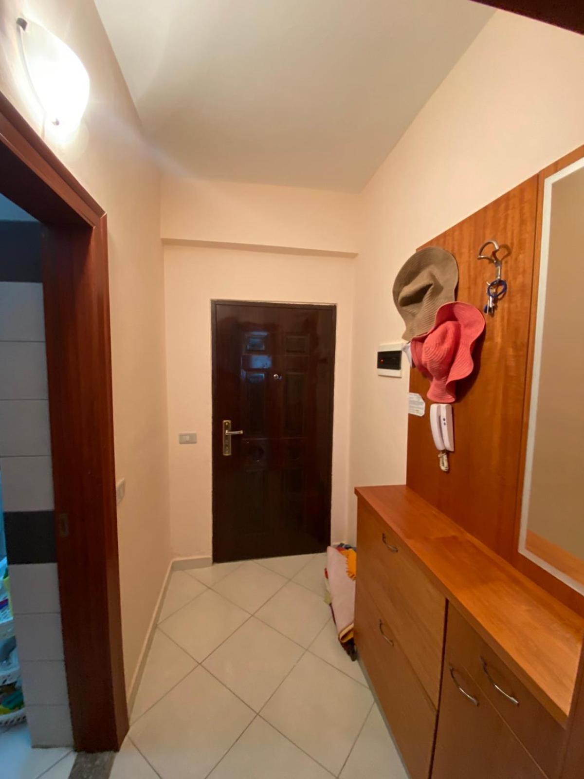 Vlora Lungomare Apartment, above Bar Bonaparte