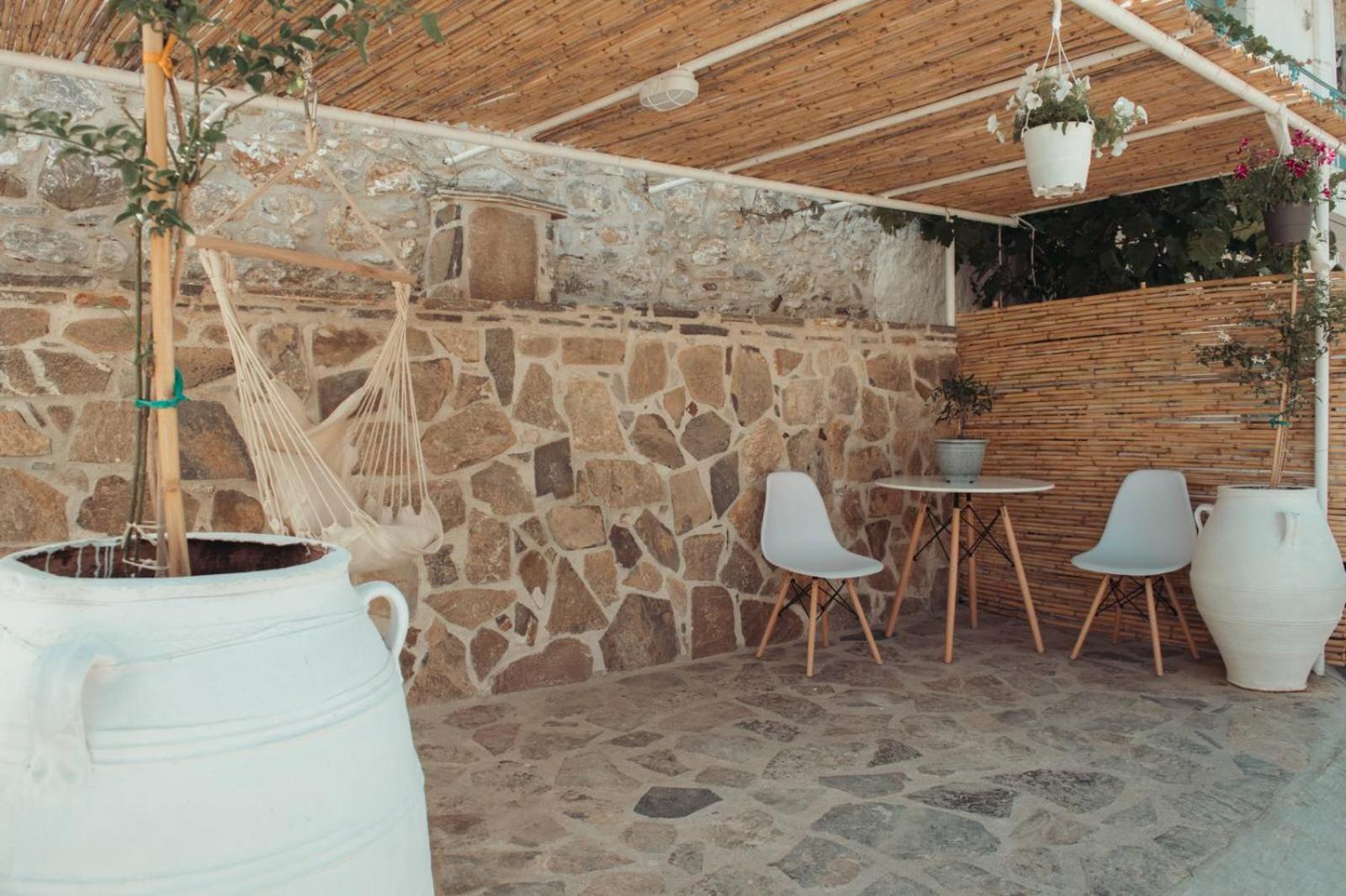 AkoumiaStudio