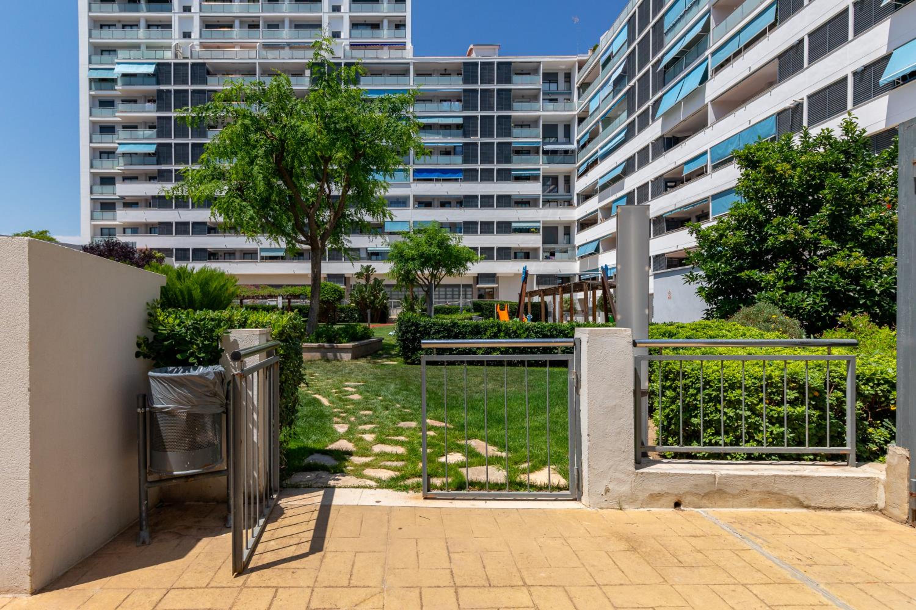 Calatrava by Alma Suites