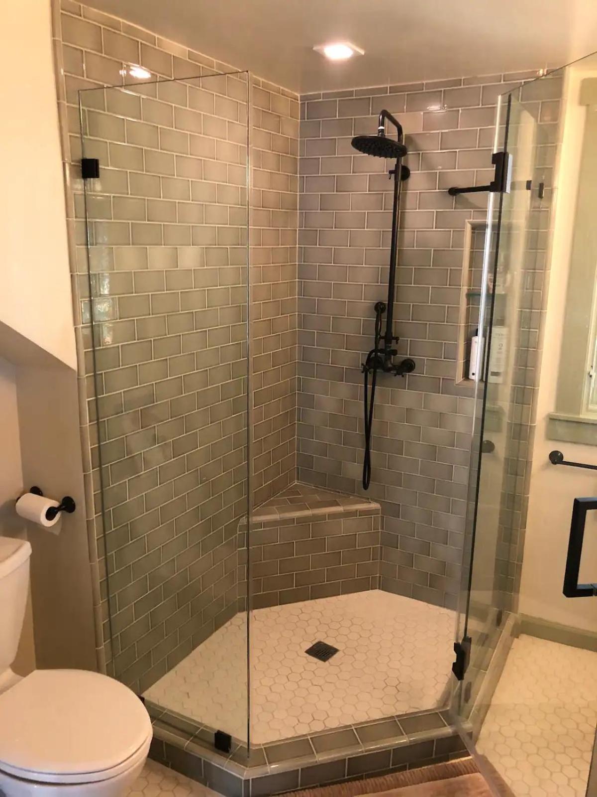 Artistic Craftsman Charm - DTLA-Pasadena-Hollywood