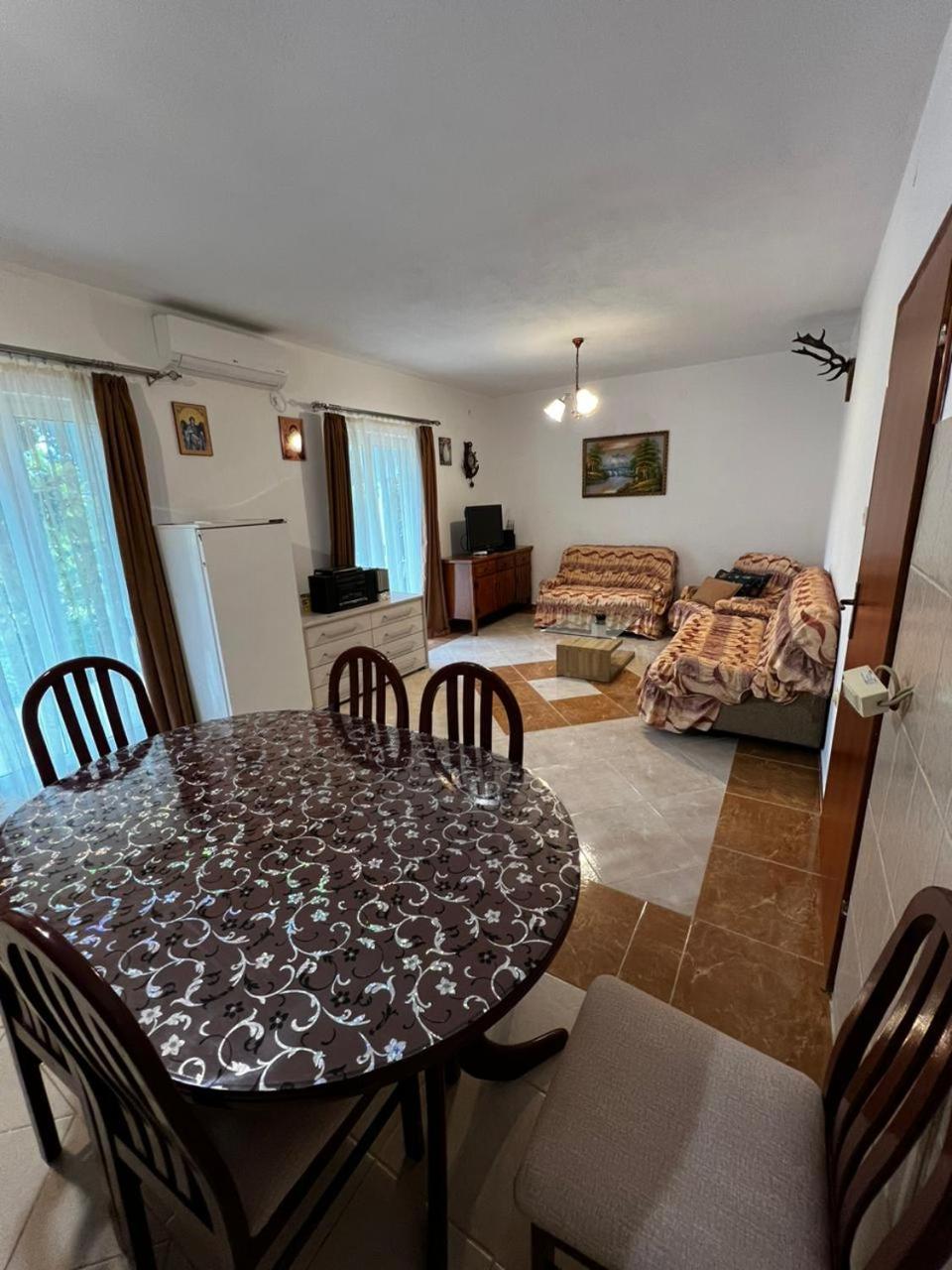 Guest house Kastratovic view 3