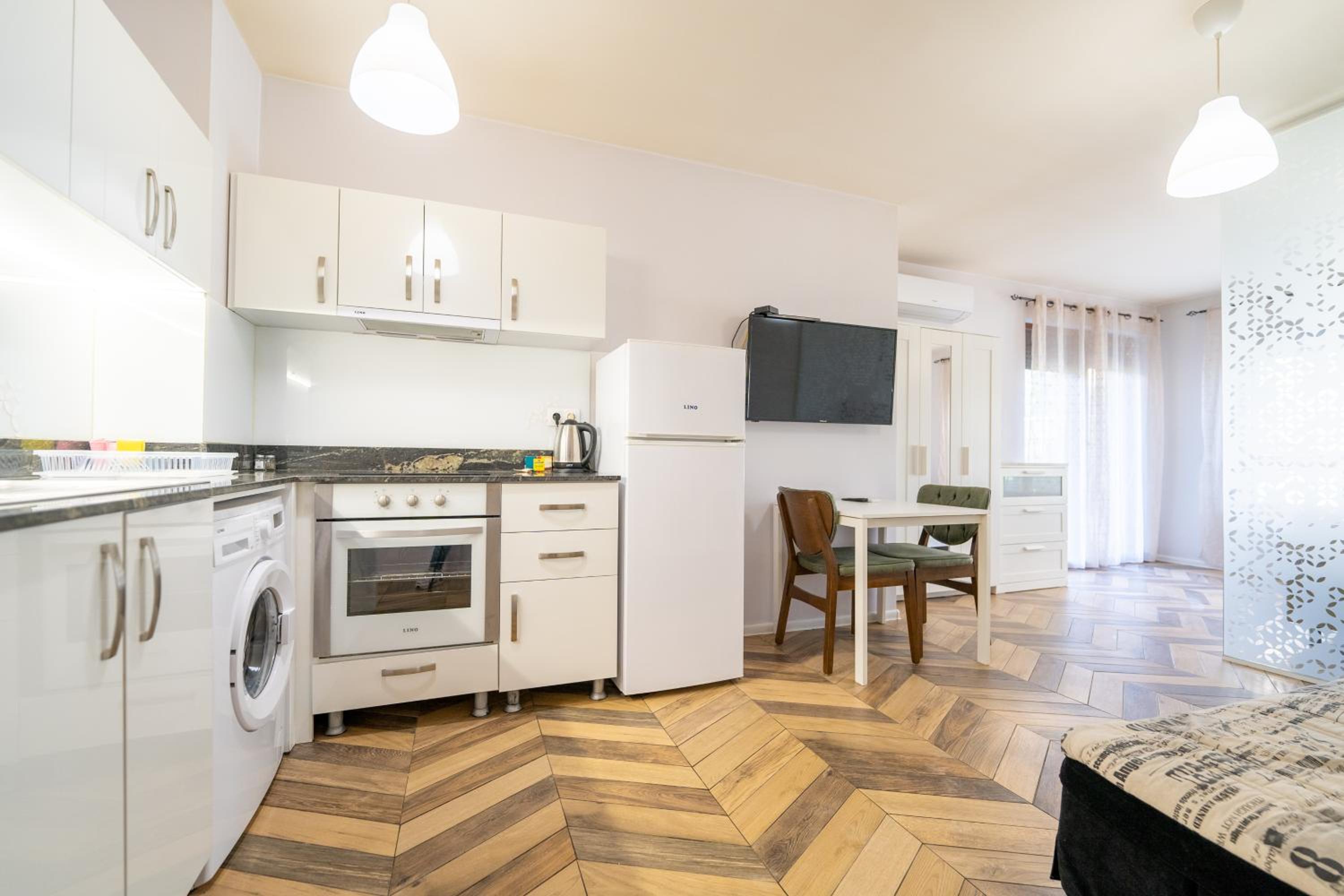Azurro Residence