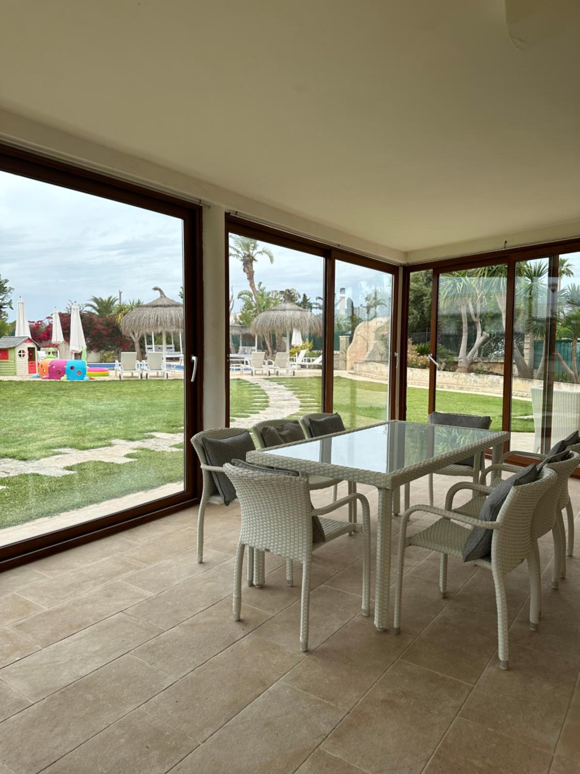 Villa President Cosmos