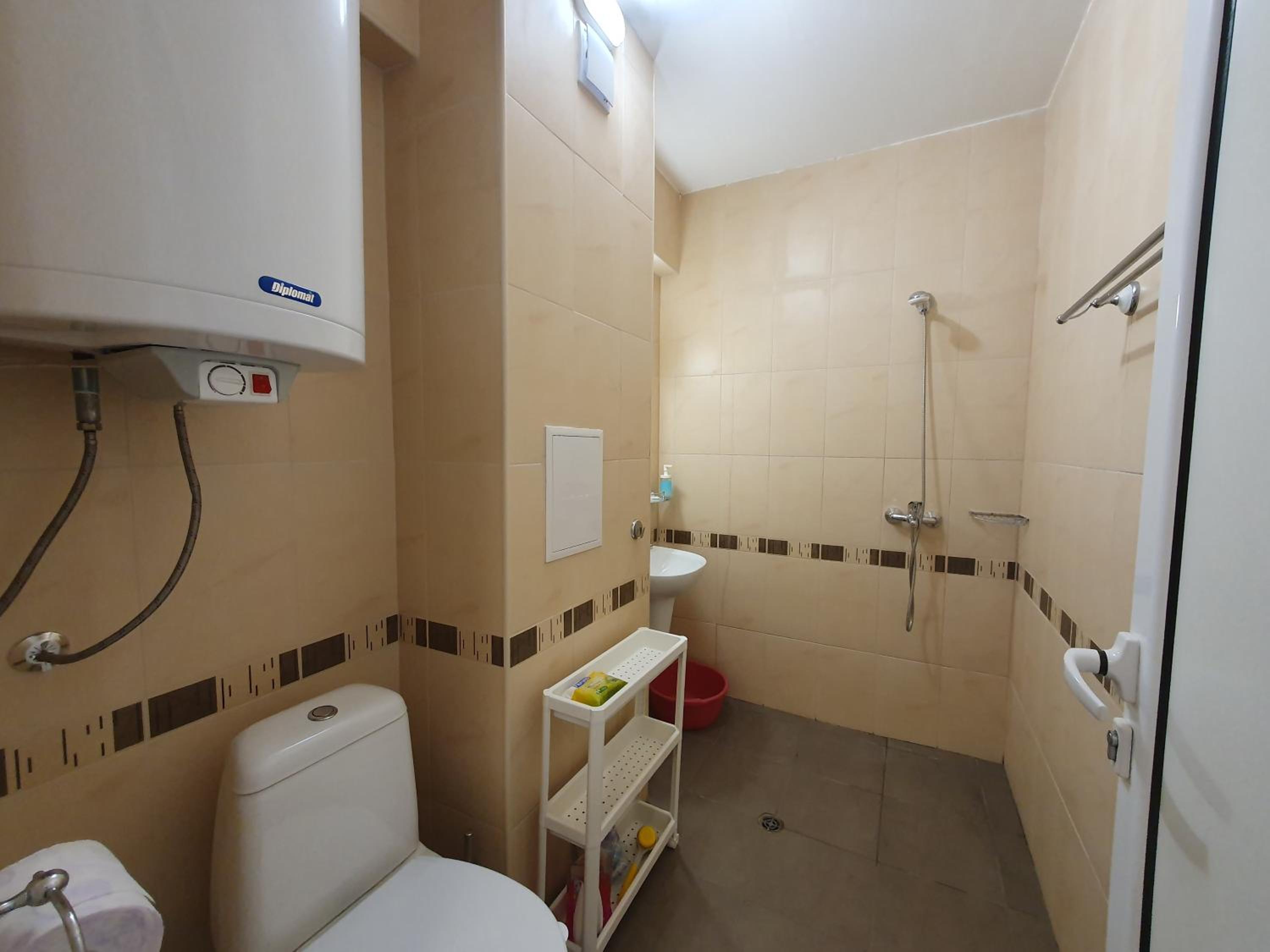 Cozy, spacious apartment near Paradise Bay