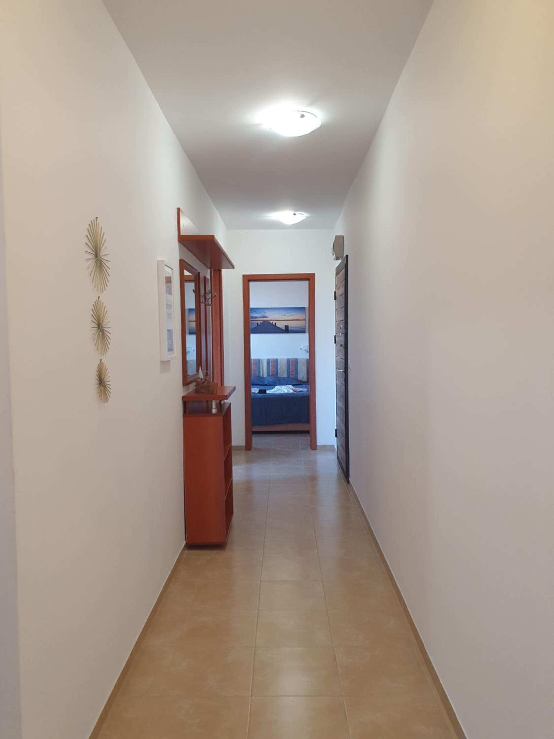 Cozy, spacious apartment near Paradise Bay