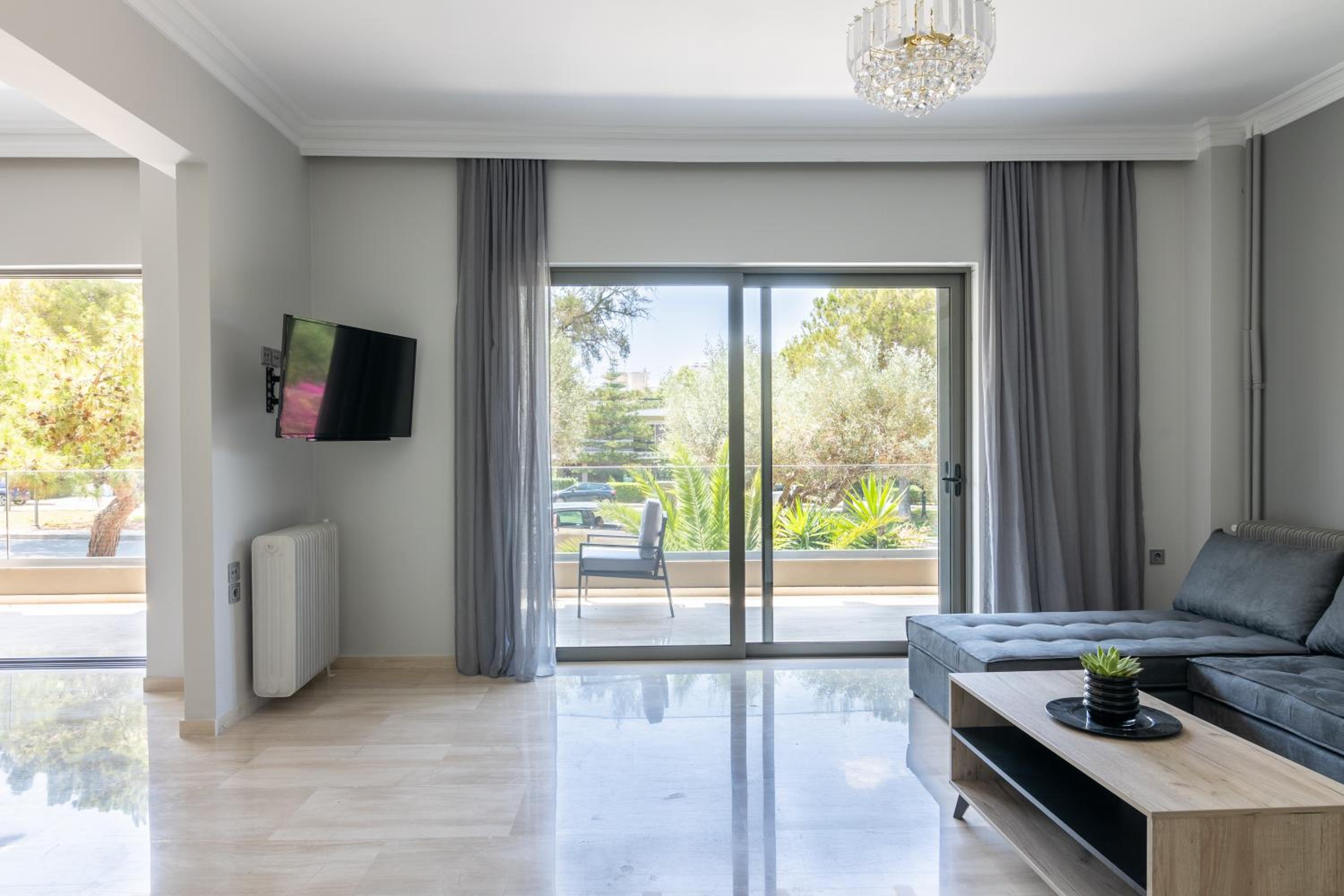 Greyt Apartments Glyfada