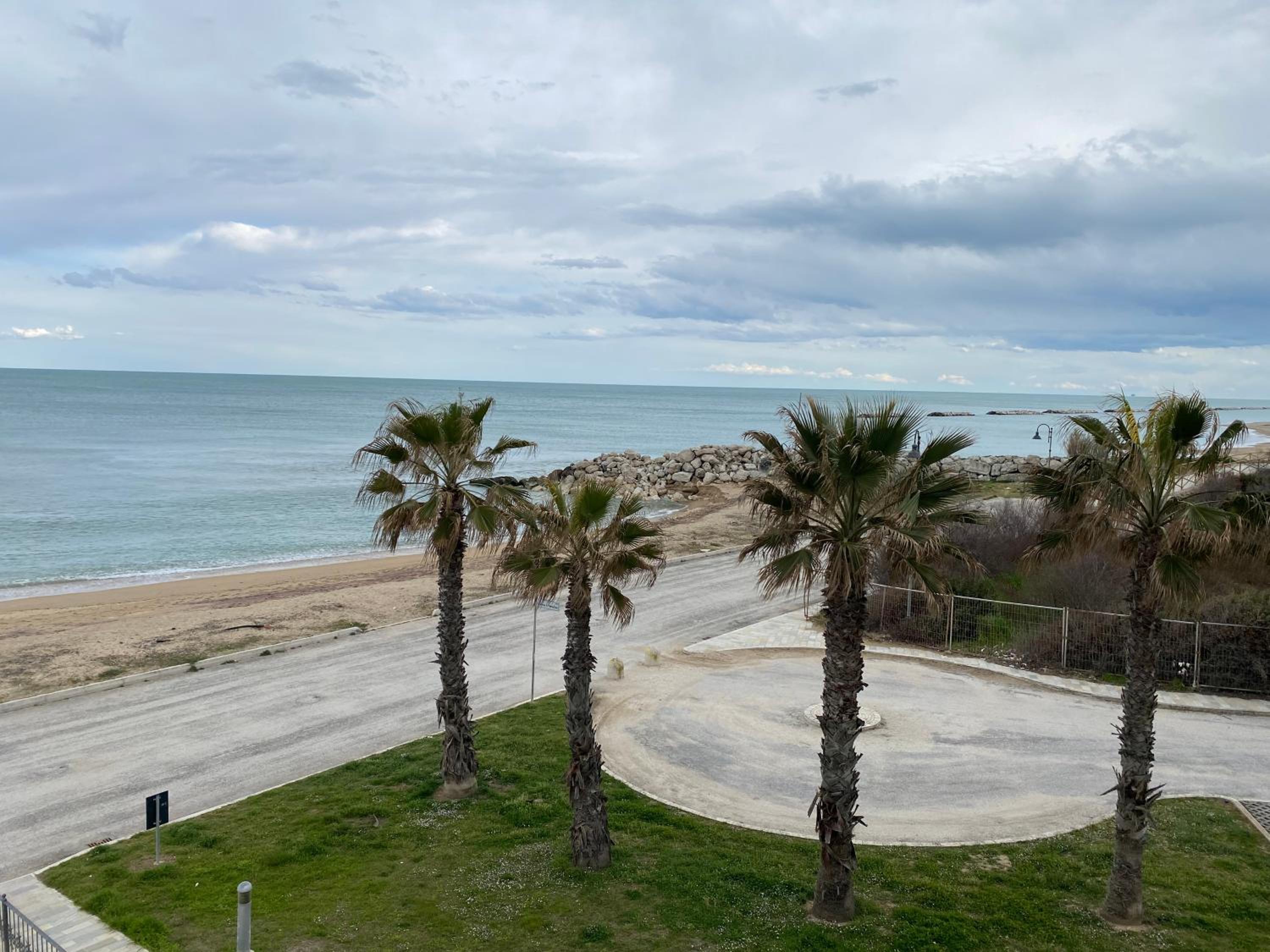 la finestra sul mare view 2