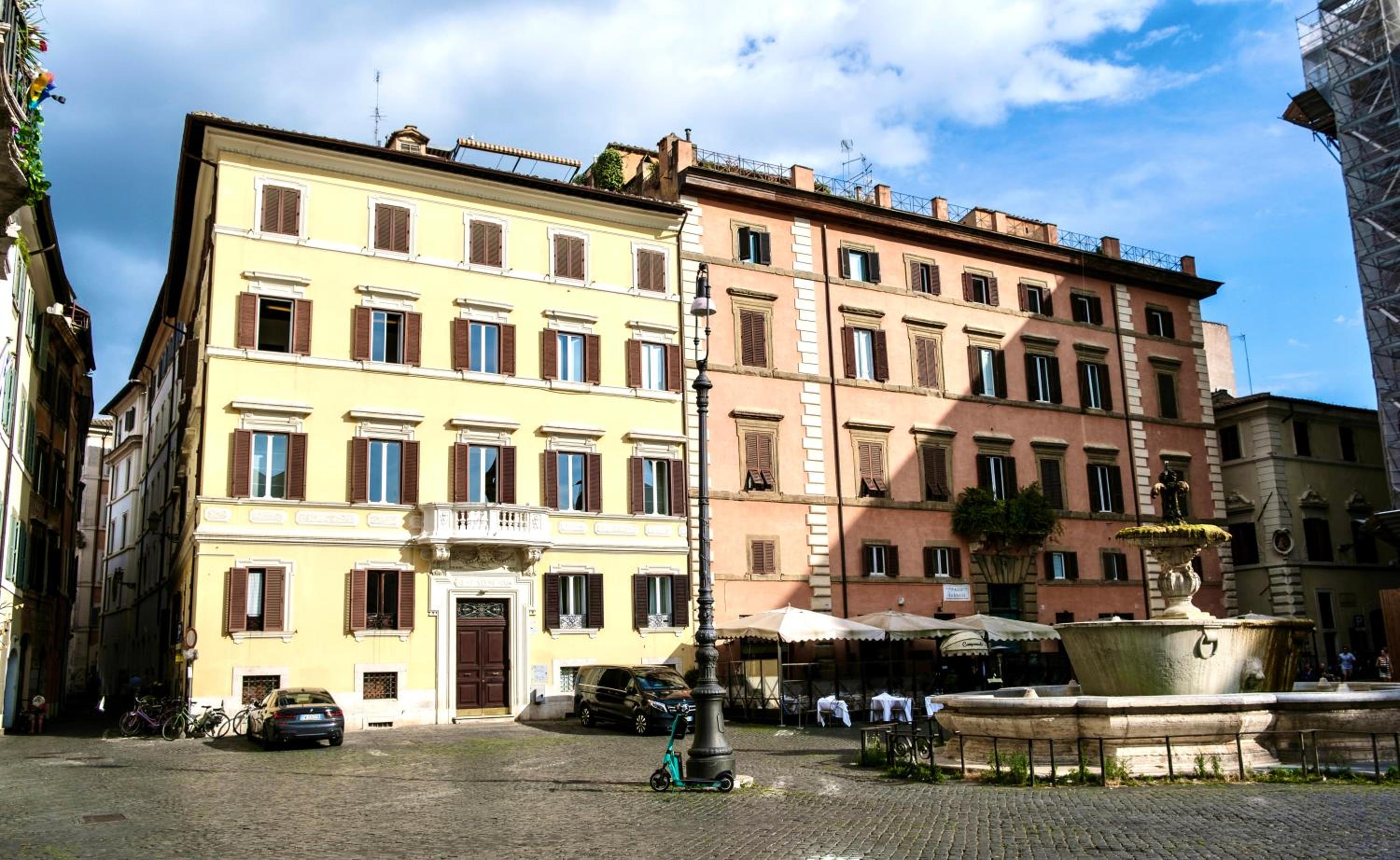 Central Apartment - Walk to Navona - Full Kitchen - Fast Wi-Fi & A-C photo 3