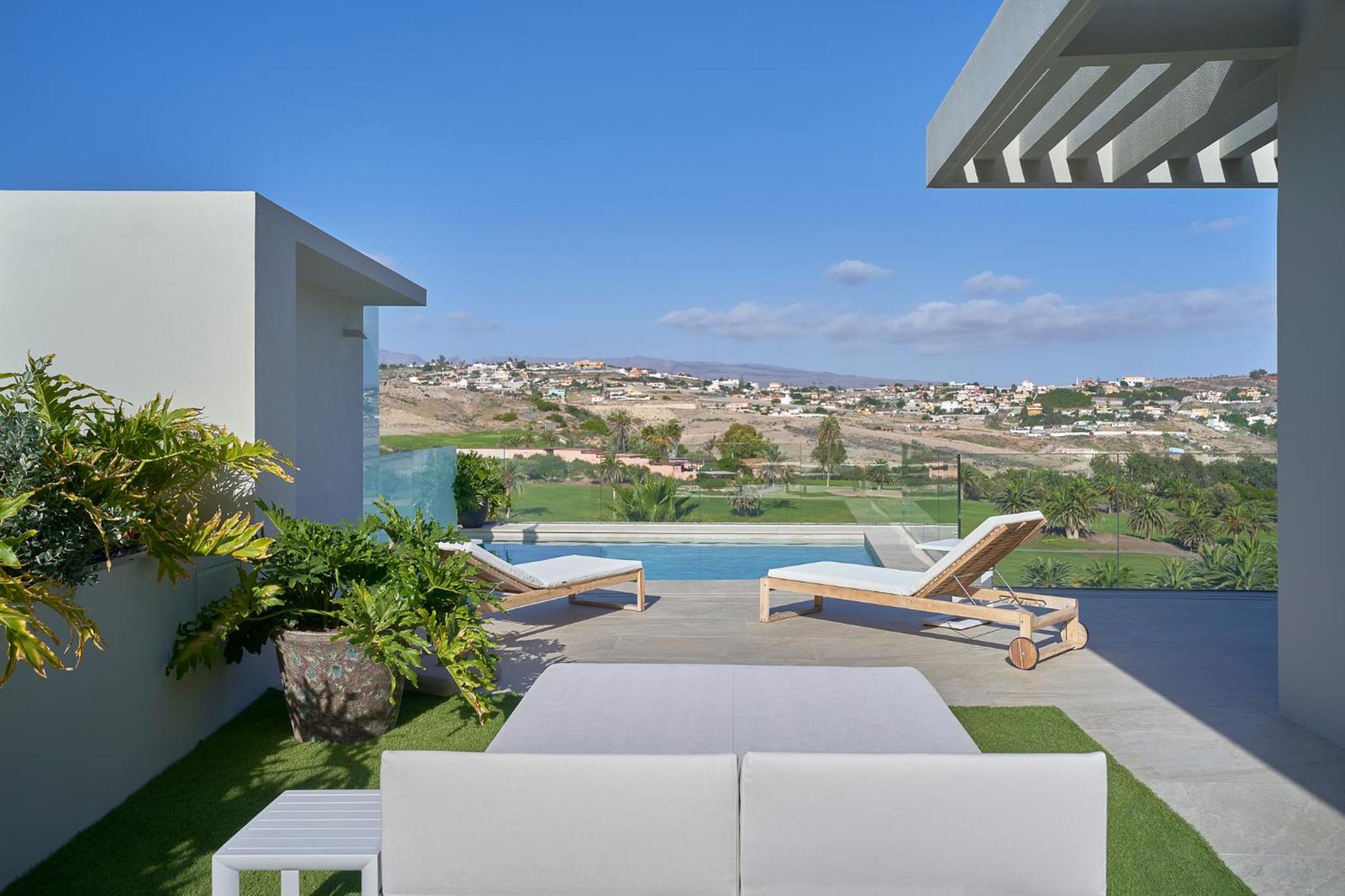 Salobre Oasis Suites