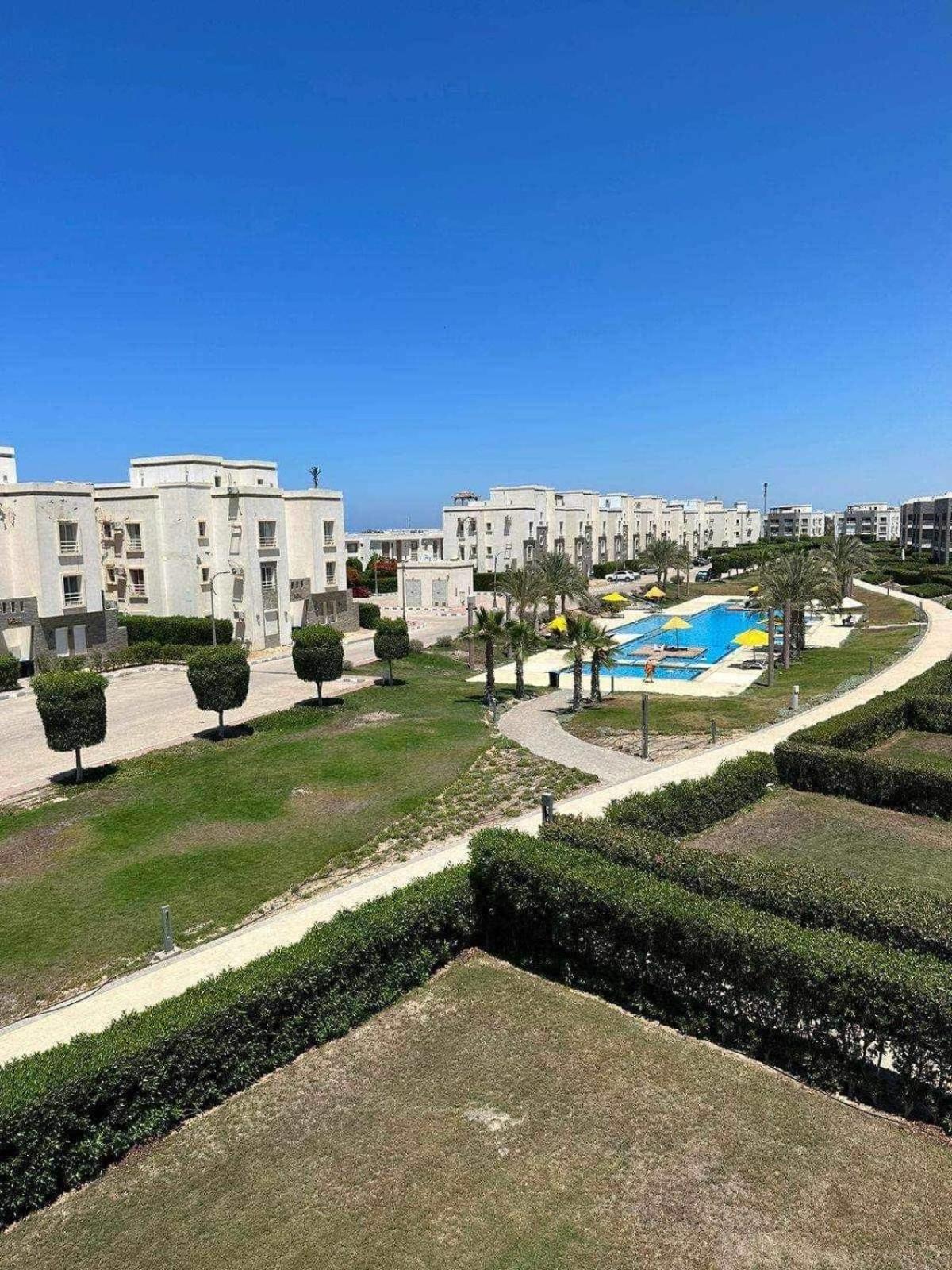 Amwaj summer house for Families