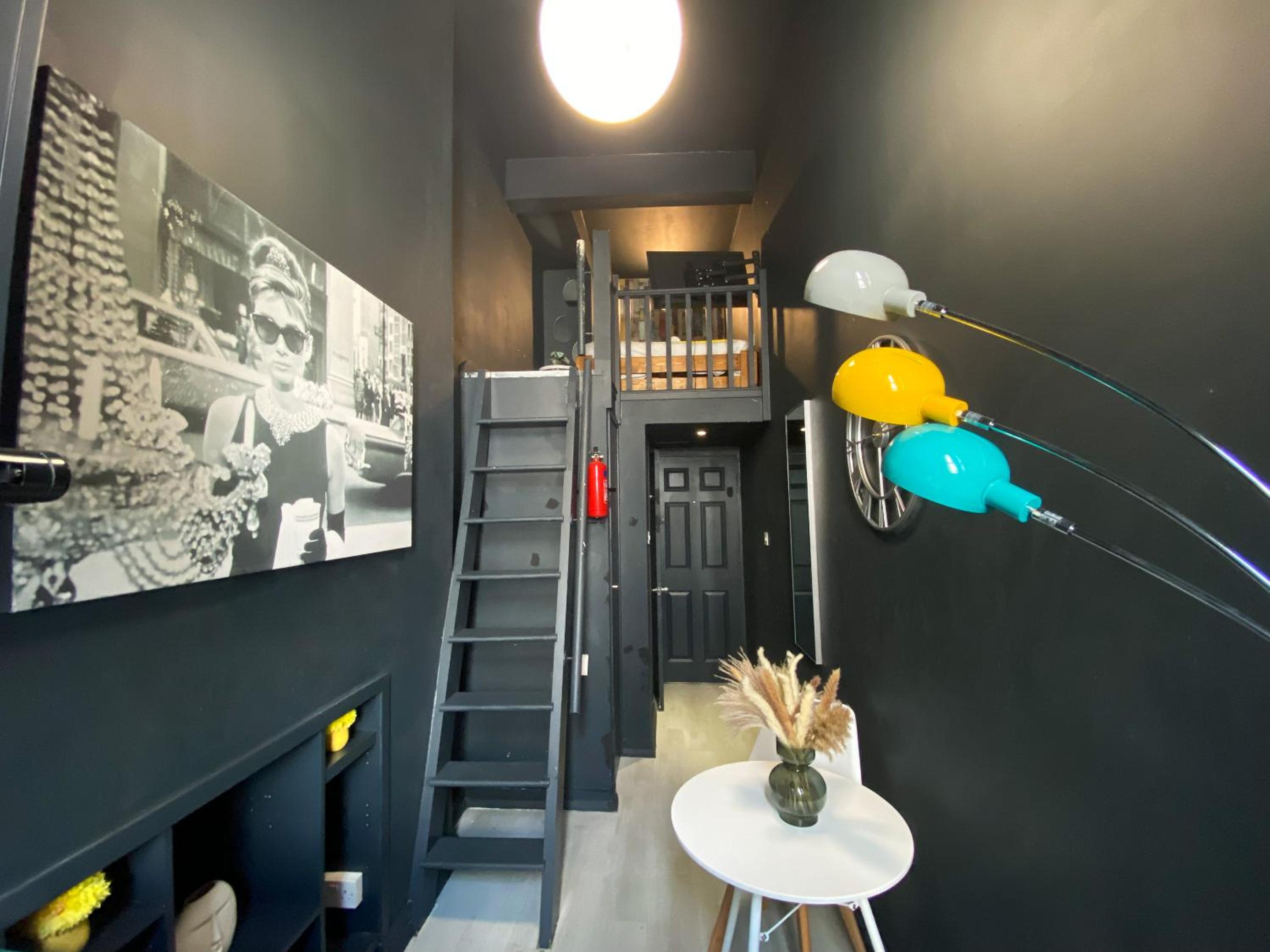 Modern Studios Close To Hyde Park