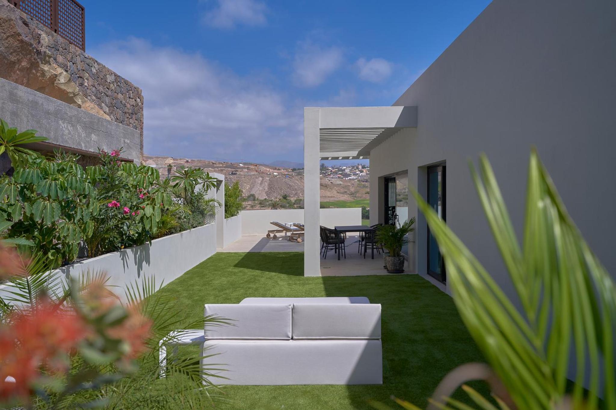 Salobre Oasis Suites