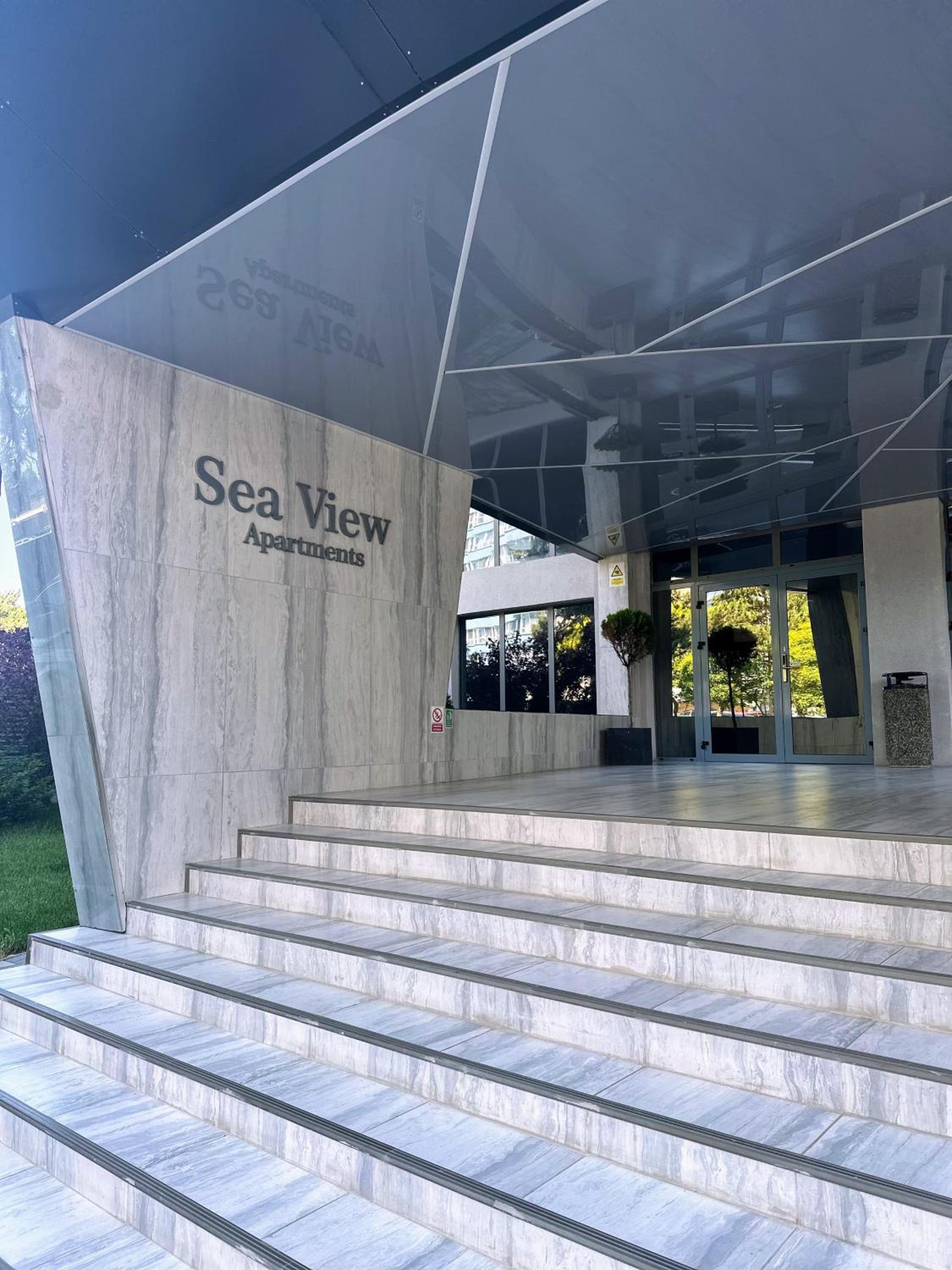 OLIMP Sea View Apartments - The Sunny Apartment