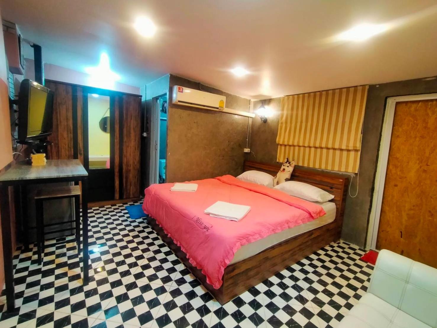 Ruenthip Homestay