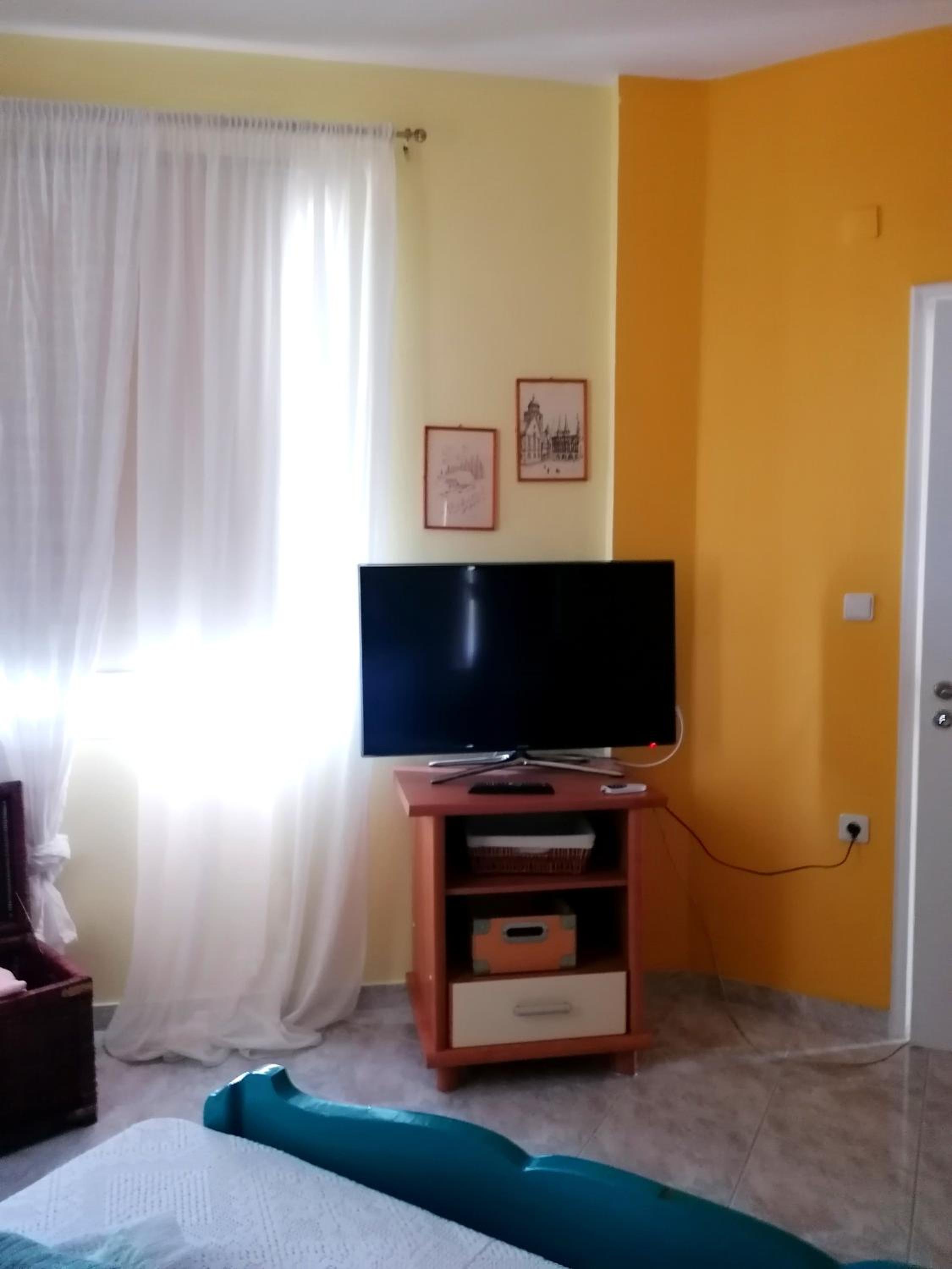 Photo 33