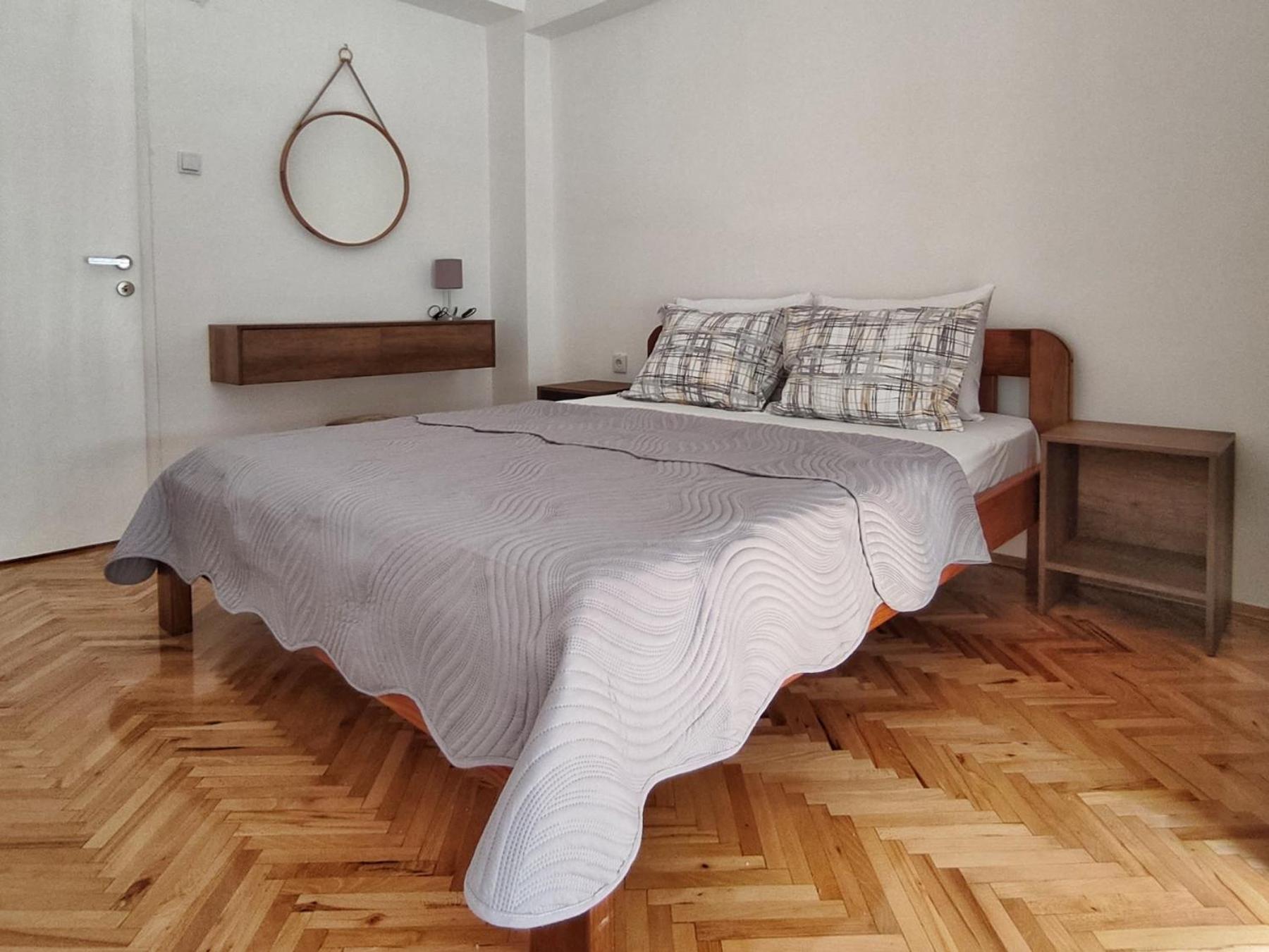 Businoski's Apartment