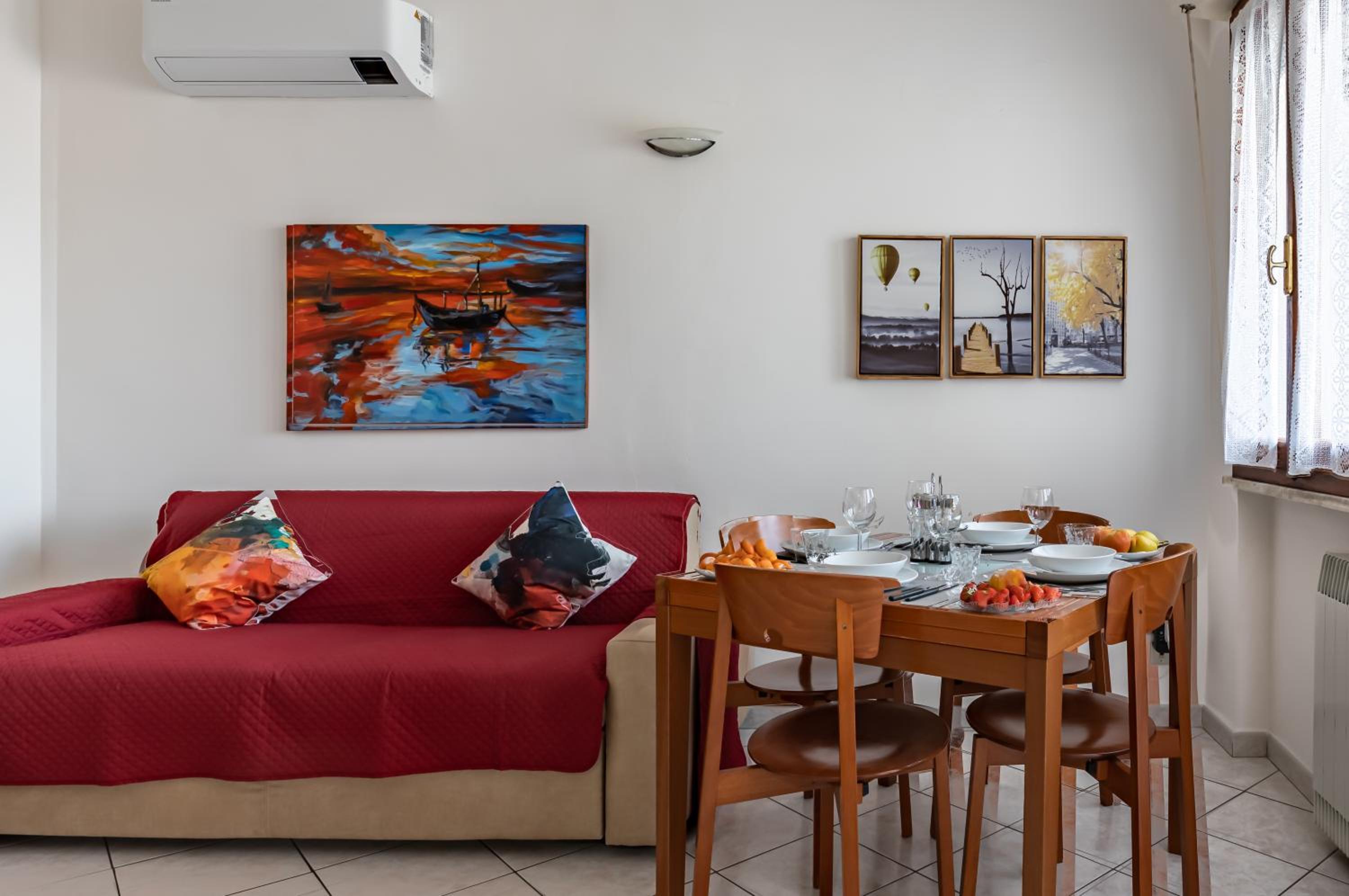 GuestHost - Apartment with Balcony near Cisanello Hospital view 4