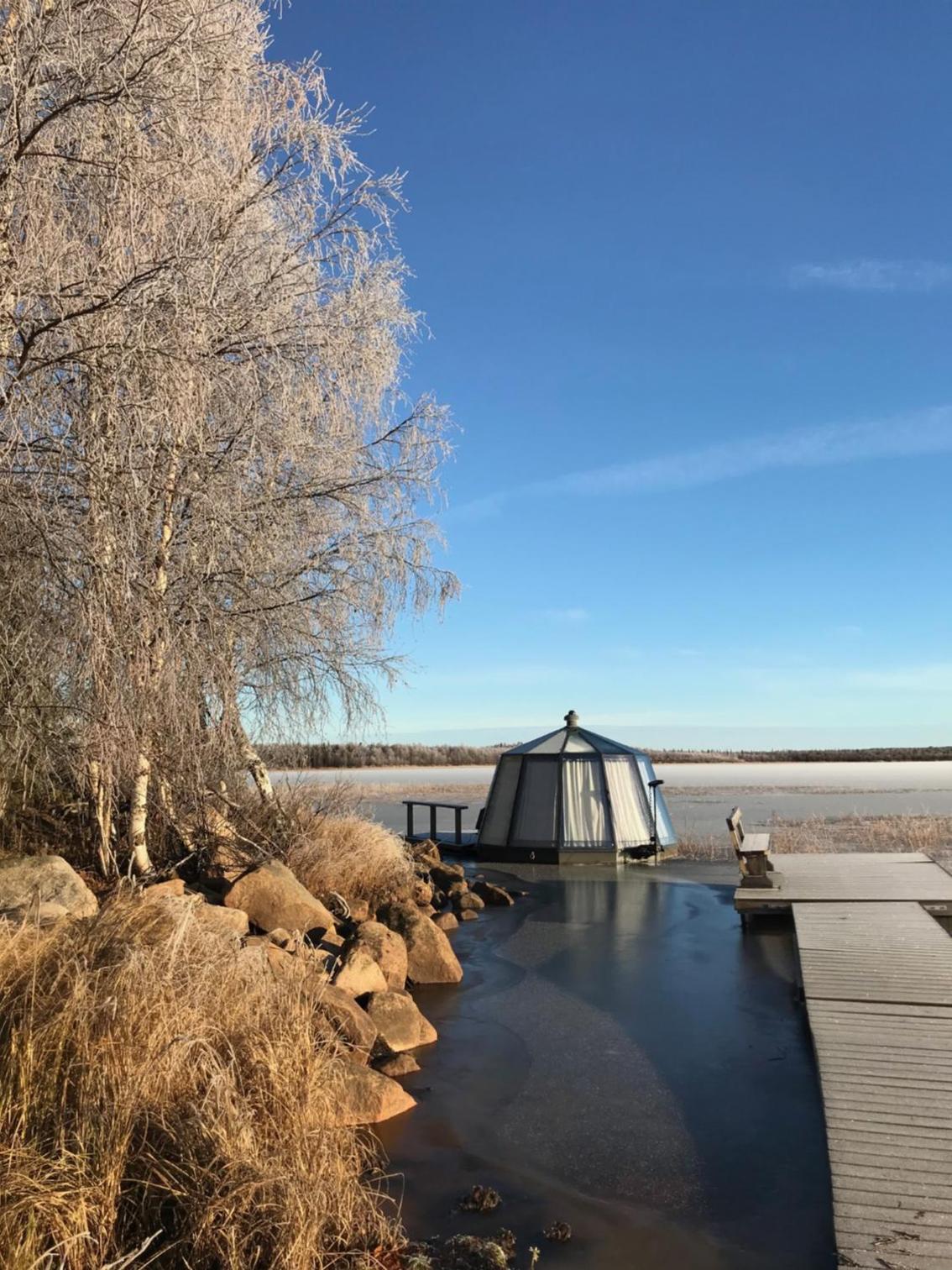 Vikajärvi Lake View Experience Igloos